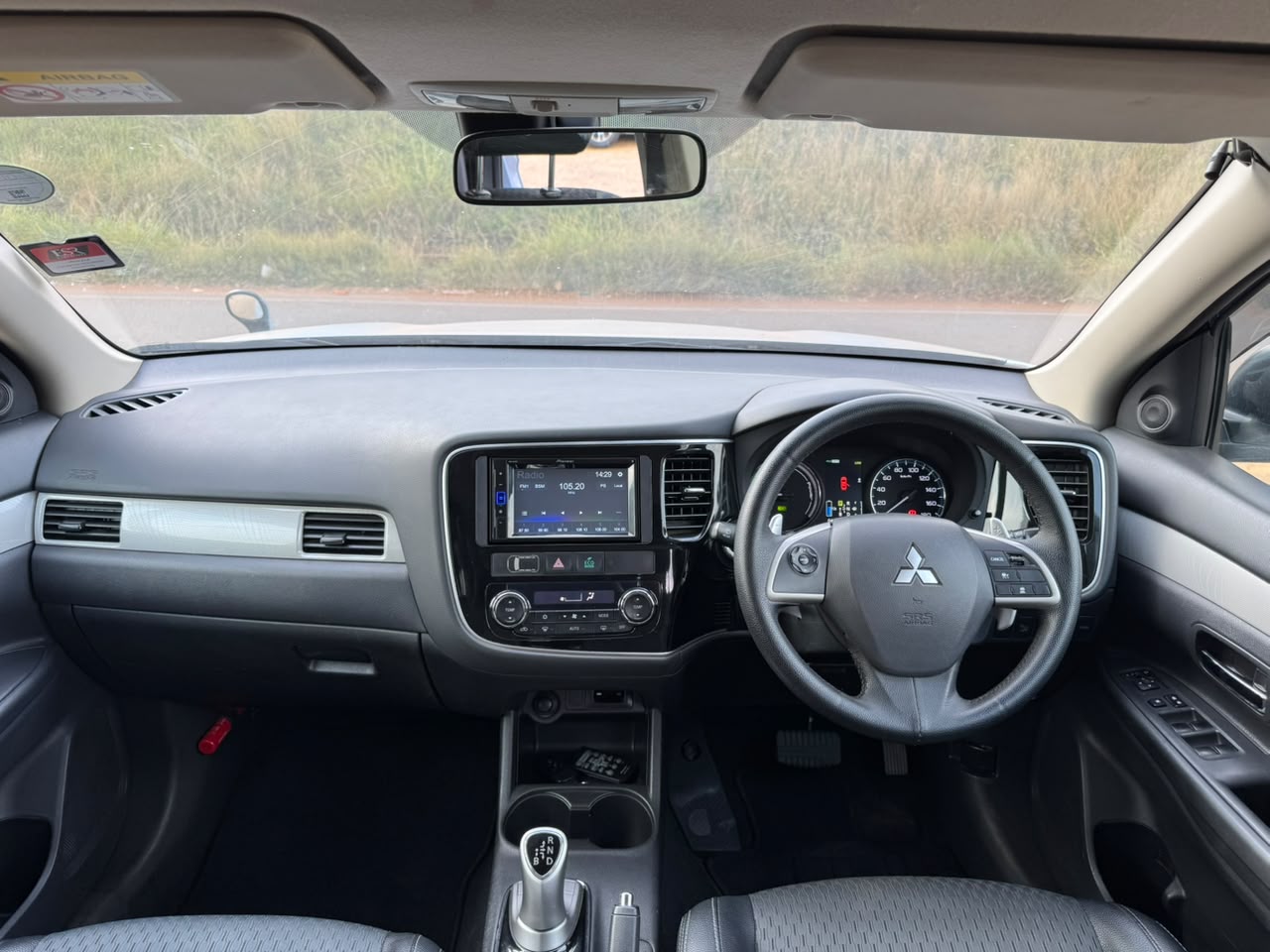 2016-Mitsubishi Outlander PHEV-Sky Blue