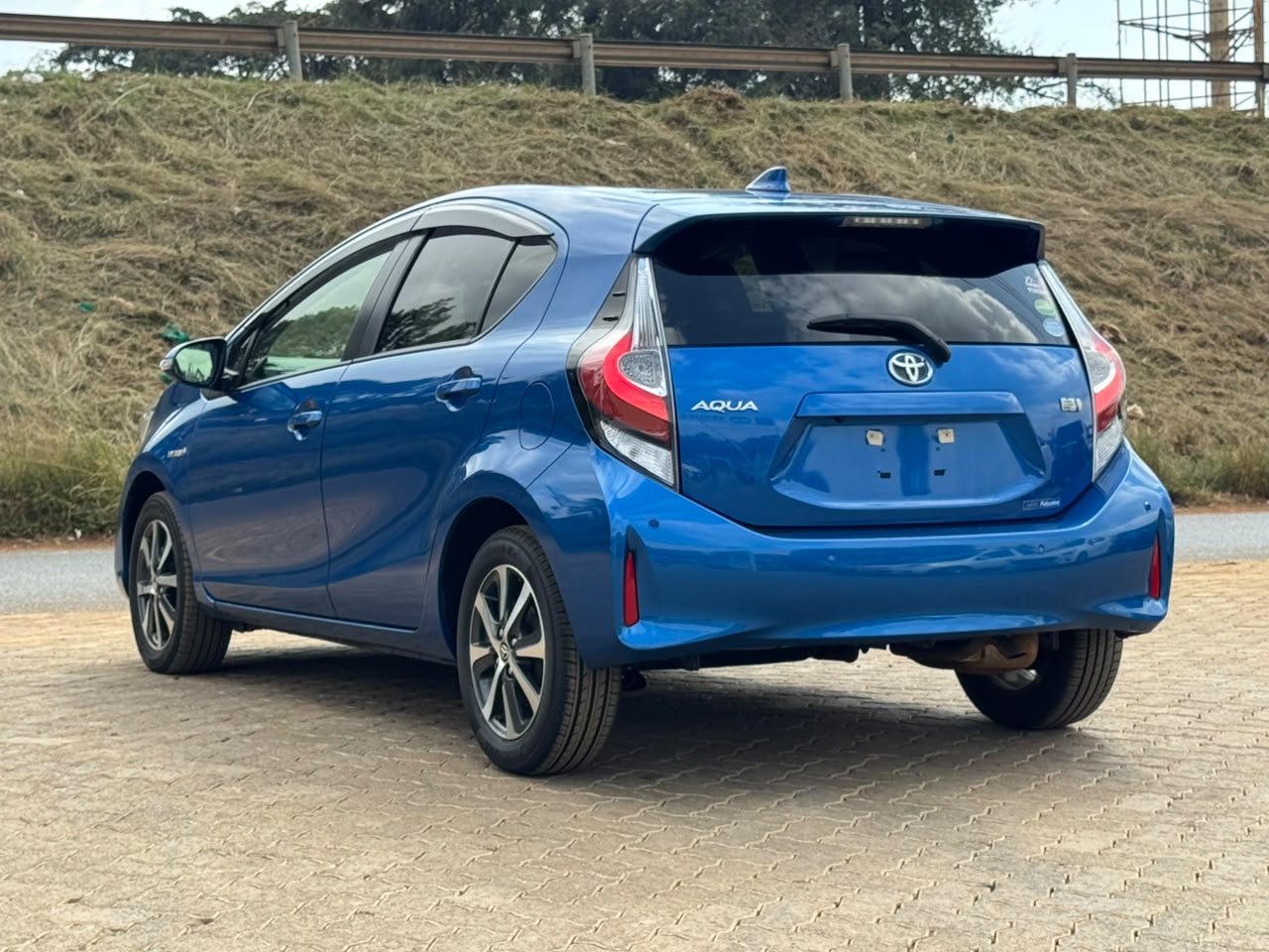 2019- Toyota Aqua Hybrid- Blue
