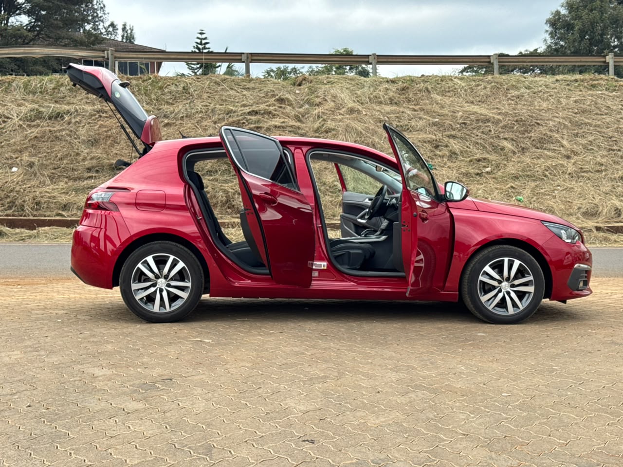 2018- Peugeot 308- Wine Red