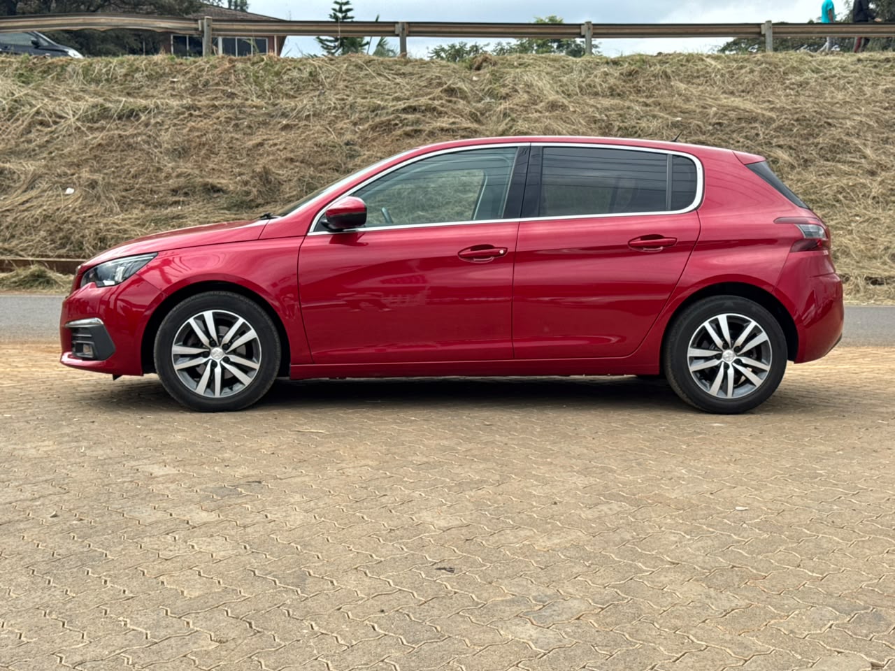 2018- Peugeot 308- Wine Red