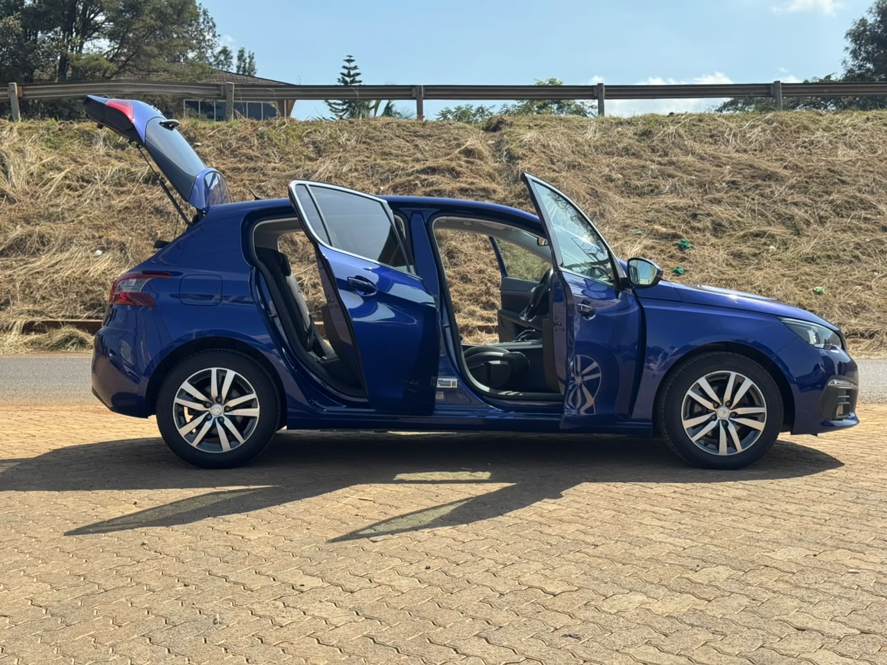 2018- Peugeot 308-Blue