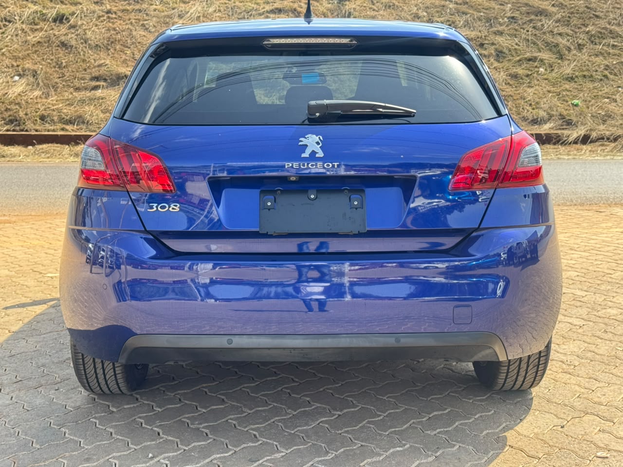 2018- Peugeot 308-Blue