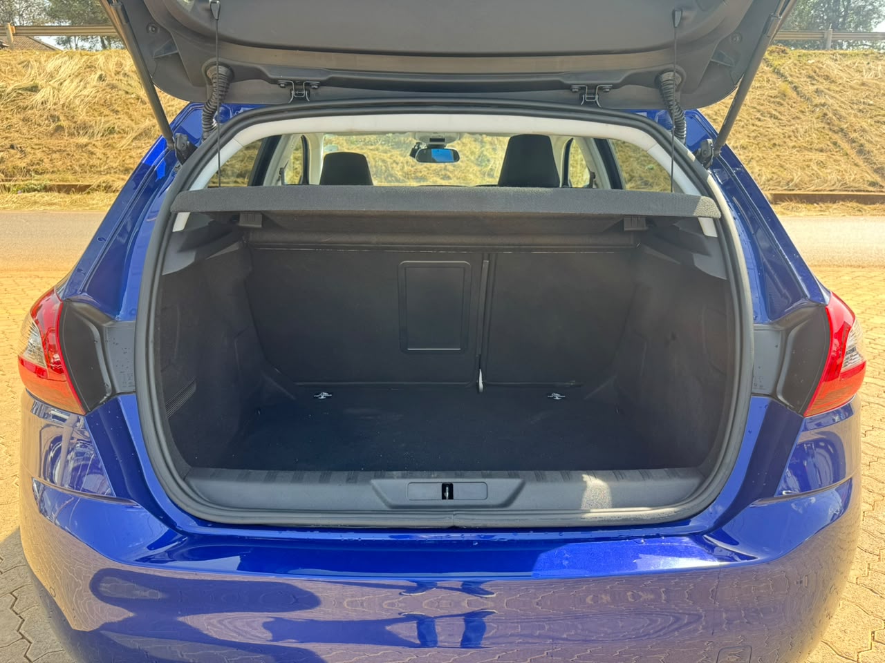 2018- Peugeot 308-Blue