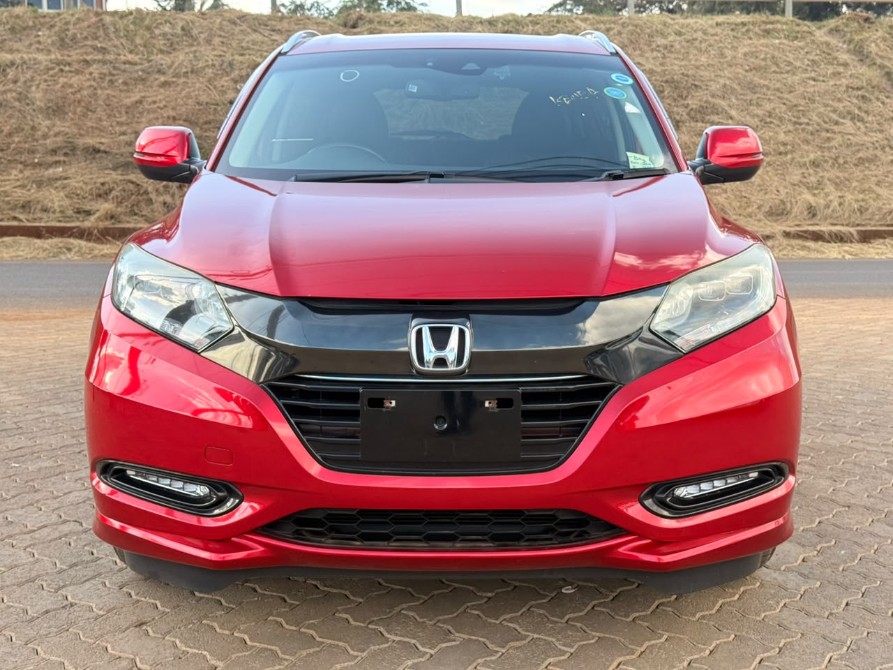 2018- Honda Vezel (Hybrid) -Wine Red