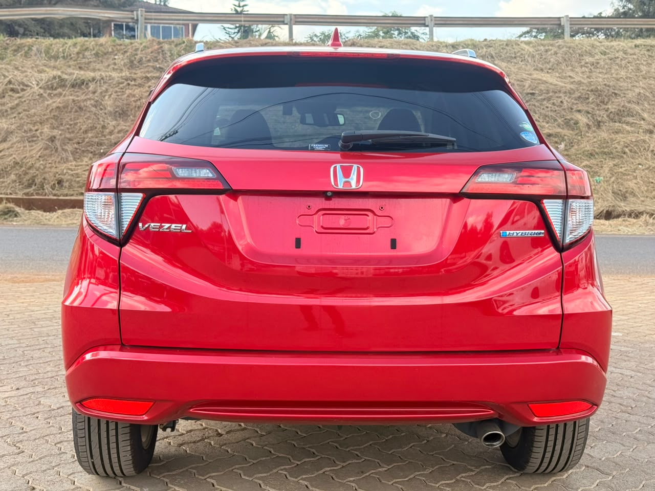 2018- Honda Vezel (Hybrid) -Wine Red
