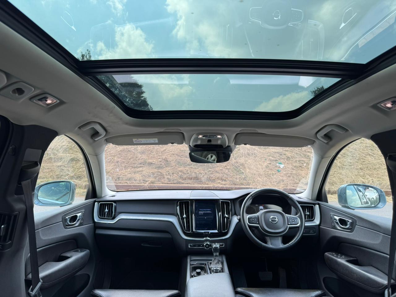2018- Volvo XC60 T5-Gray
