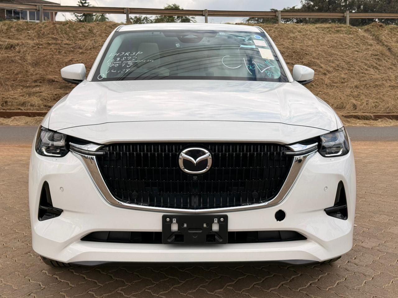 2022-Mazda CX-60 (skyactivD)-White