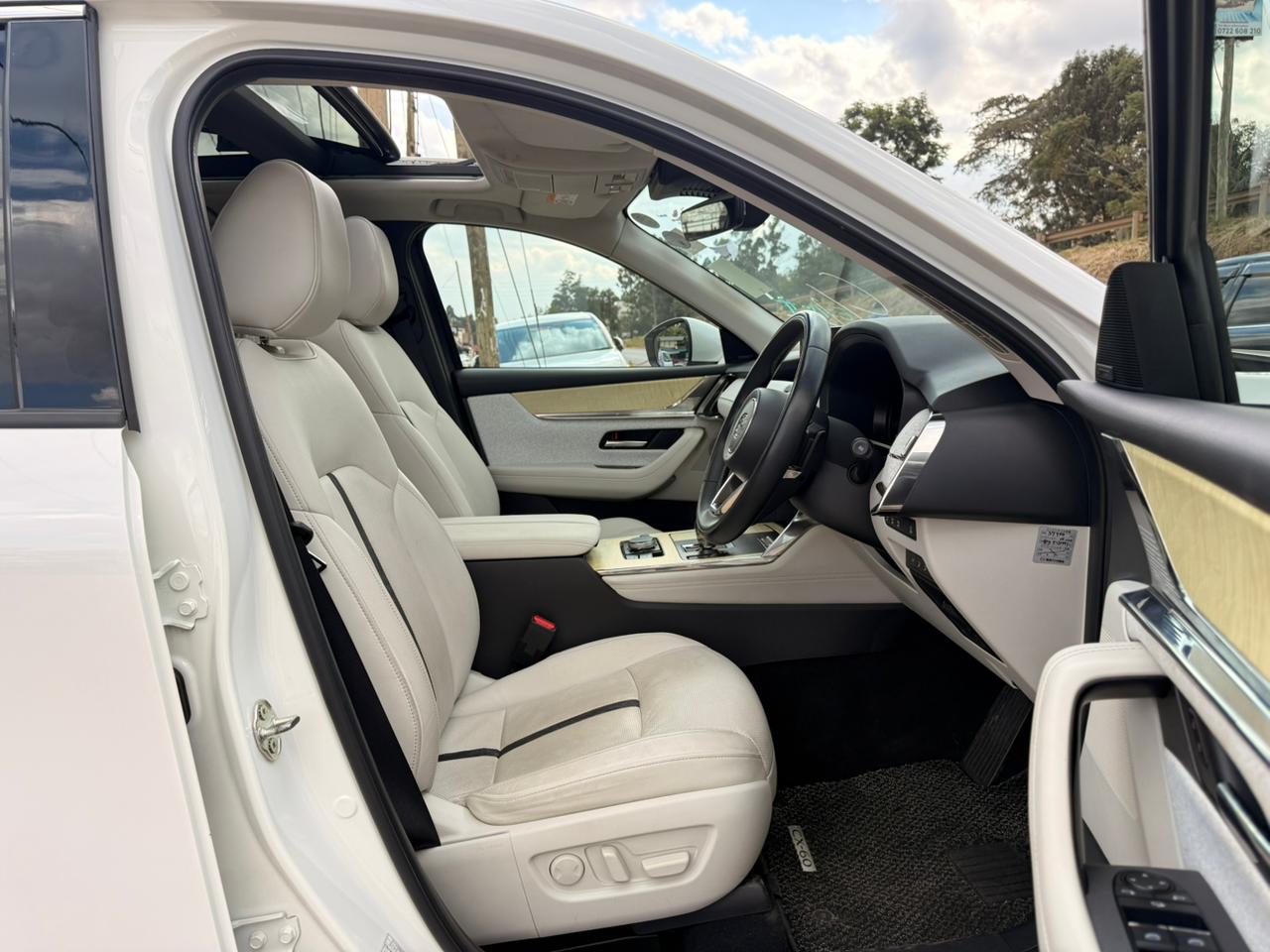 2022-Mazda CX-60 (skyactivD)-White