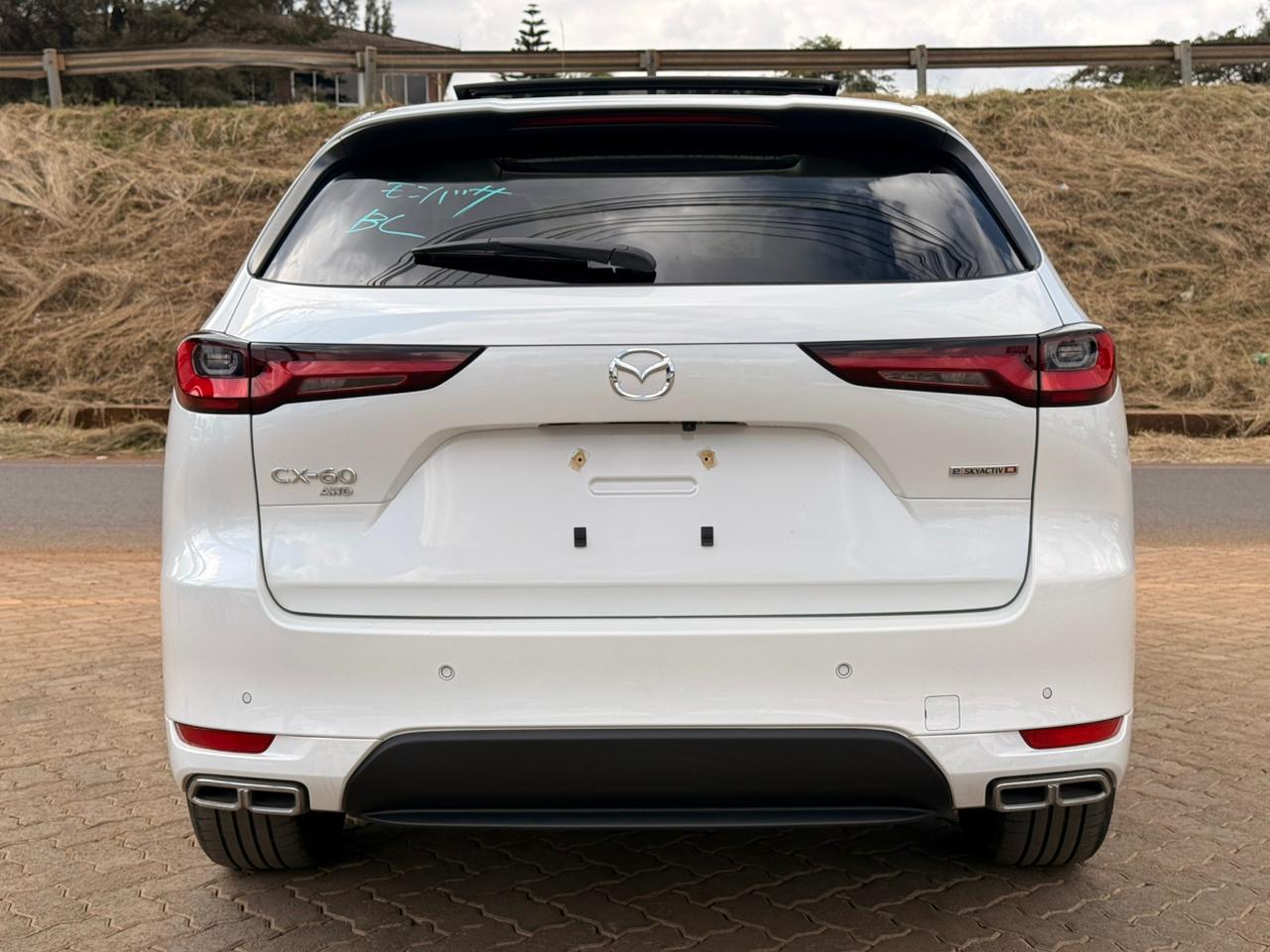 2022-Mazda CX-60 (skyactivD)-White