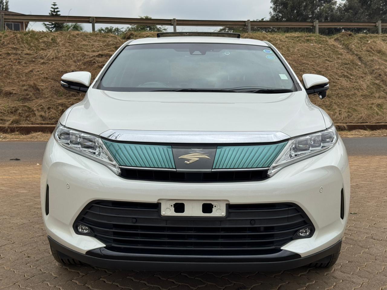 2019-Toyota Harrier- White