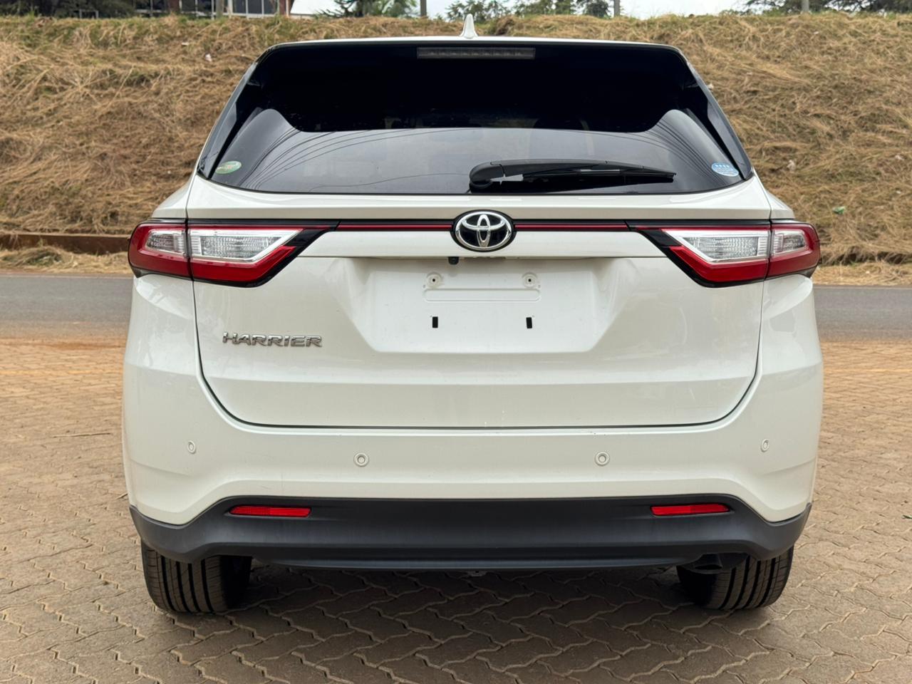 2019-Toyota Harrier- White