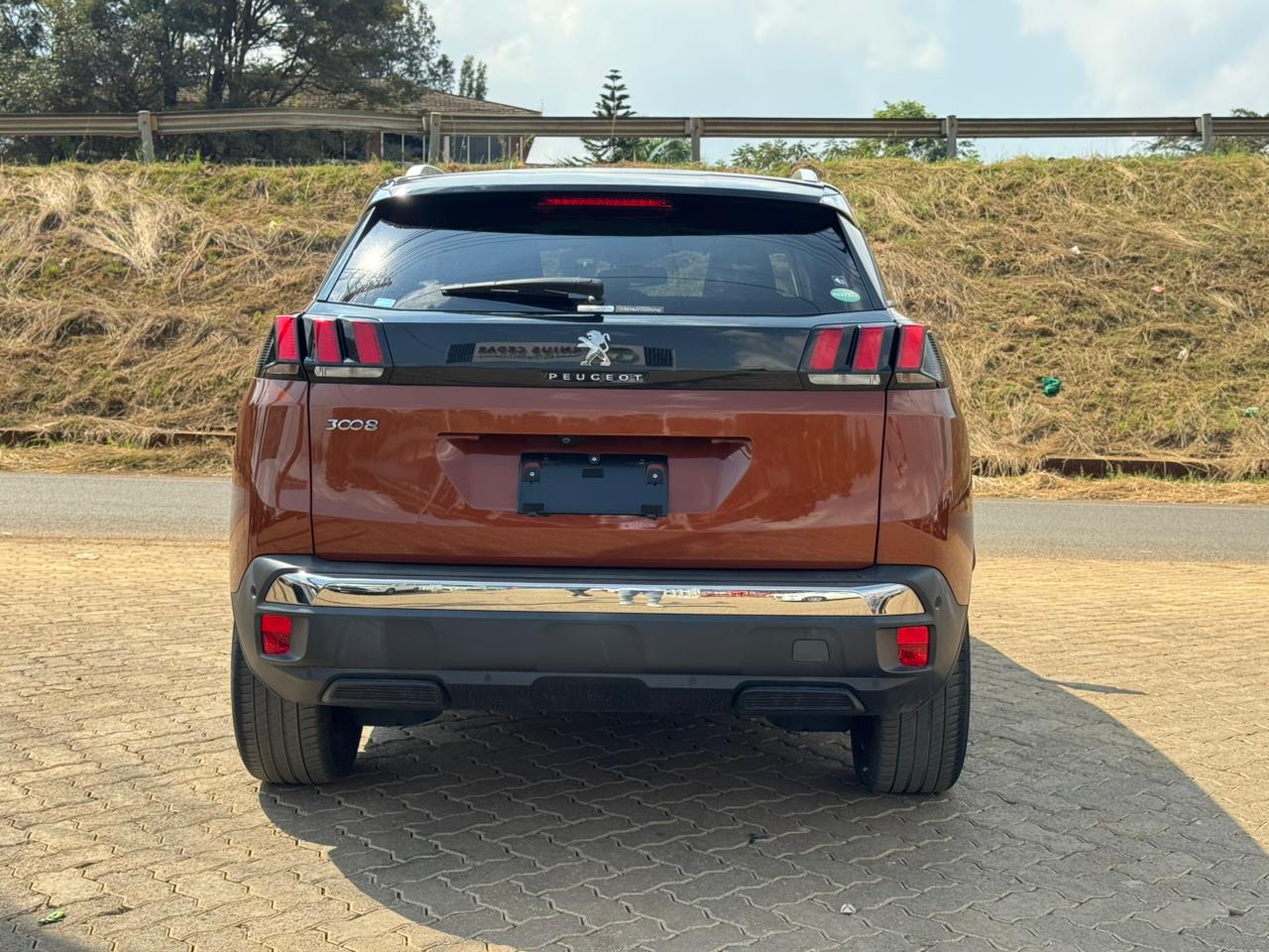 2019- Peugeot 3008 – Bronze