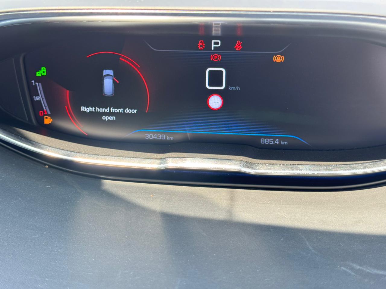 2019- Peugeot 3008 – Green