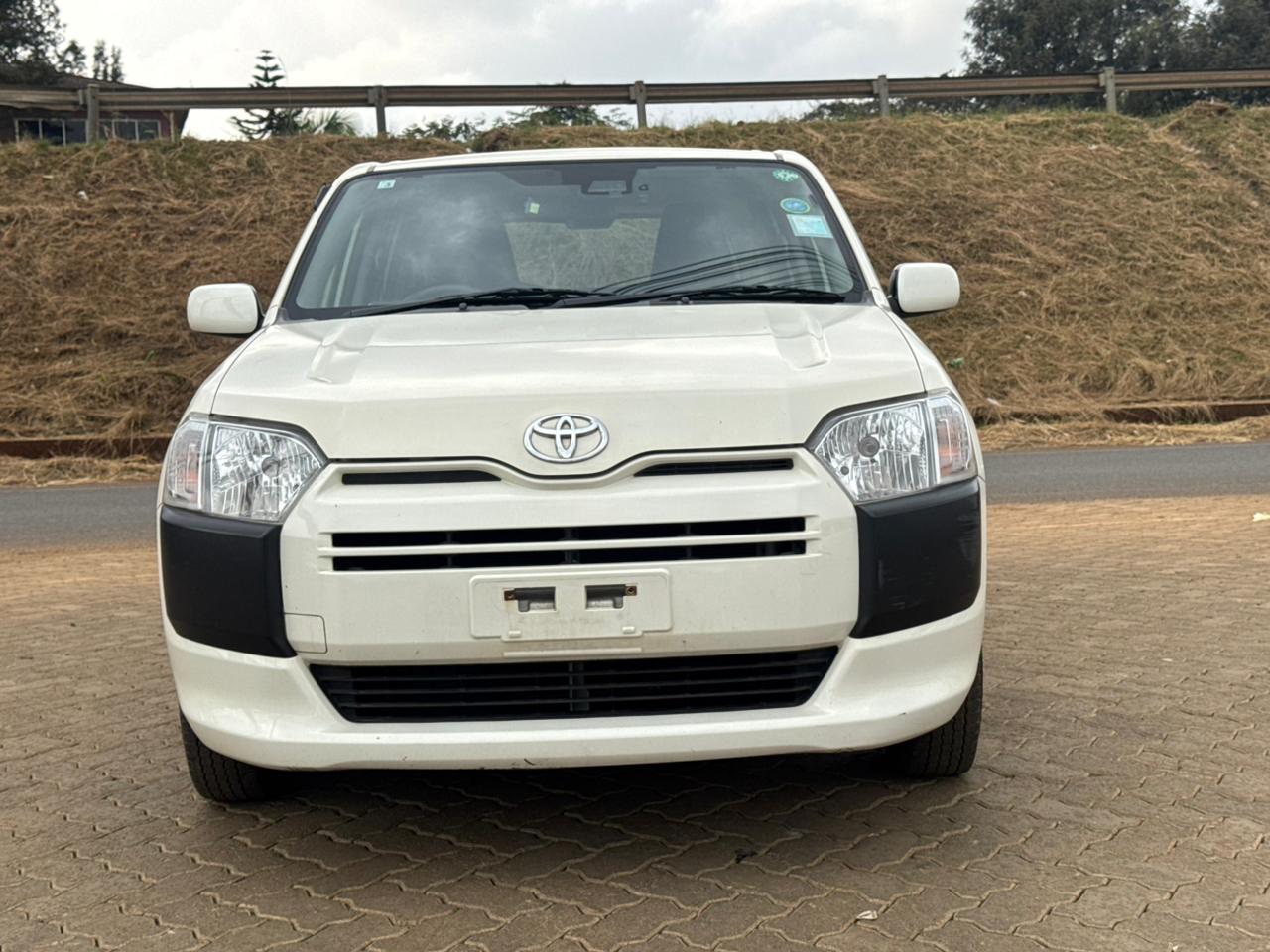 2019-Toyota Probox- White