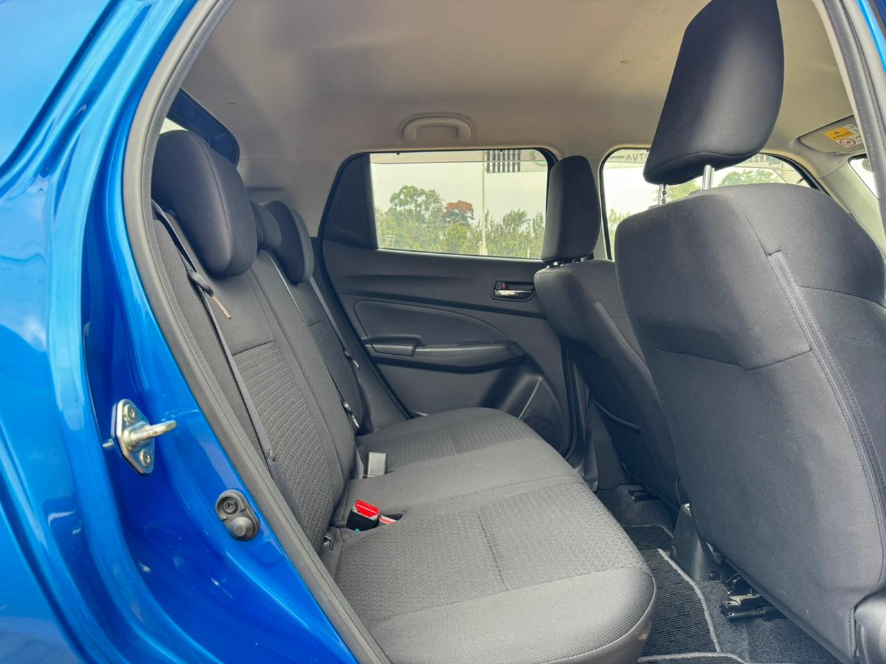 2019-Suzuki Swift-Blue