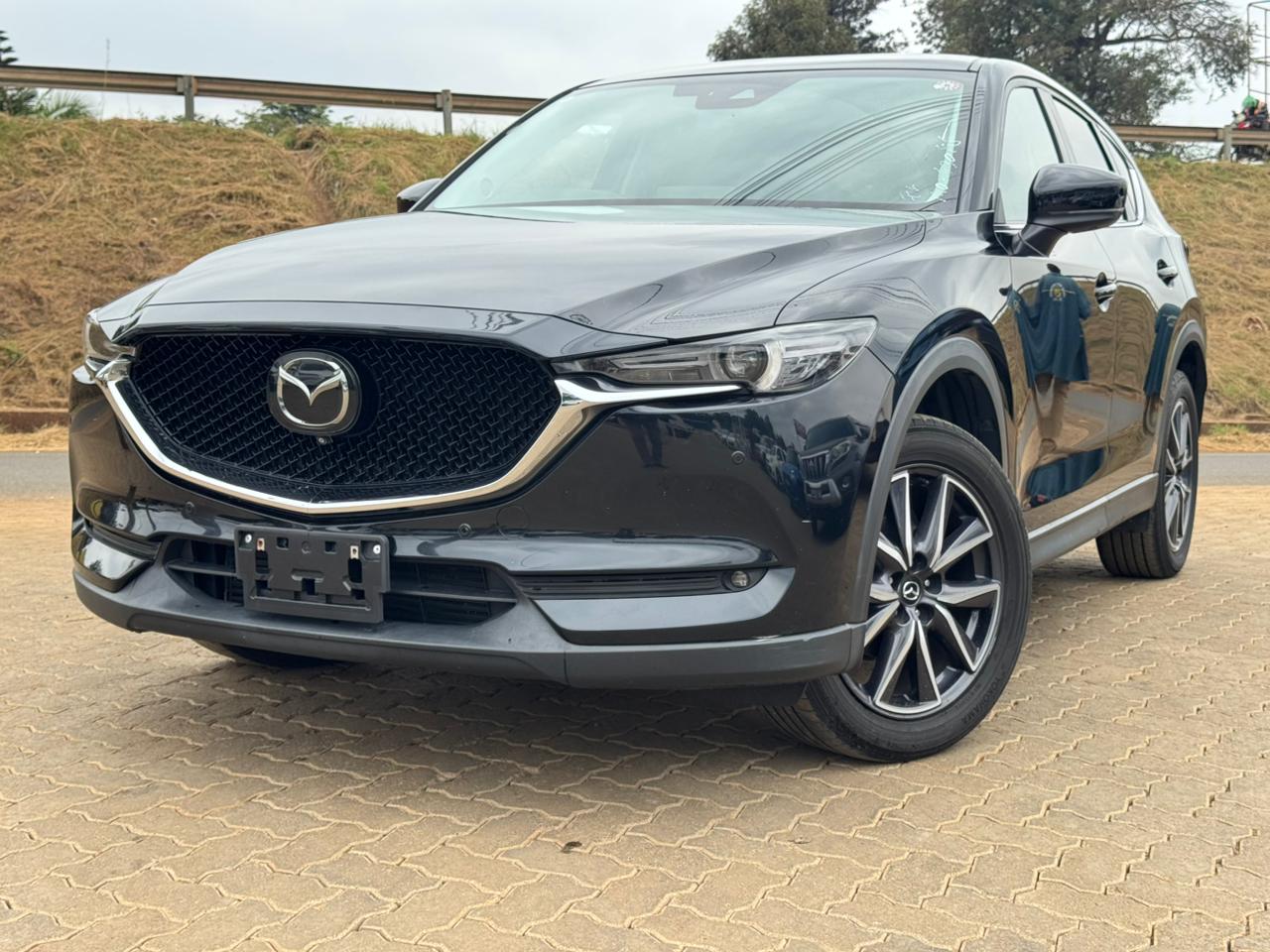 2020-Mazda CX5 SkyactivD- Black