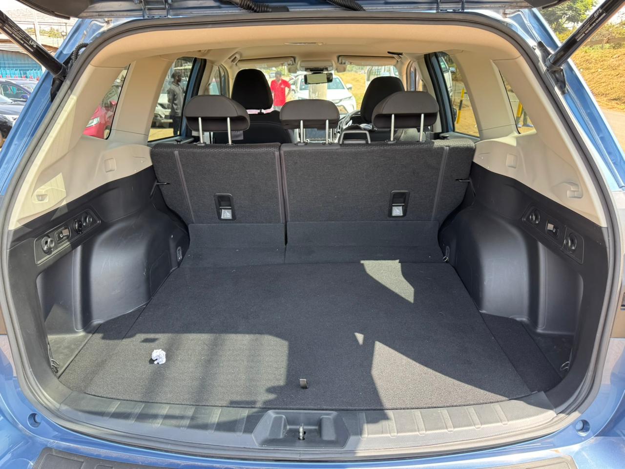 2019- Subaru Forester E-boxer -AWD- Blue