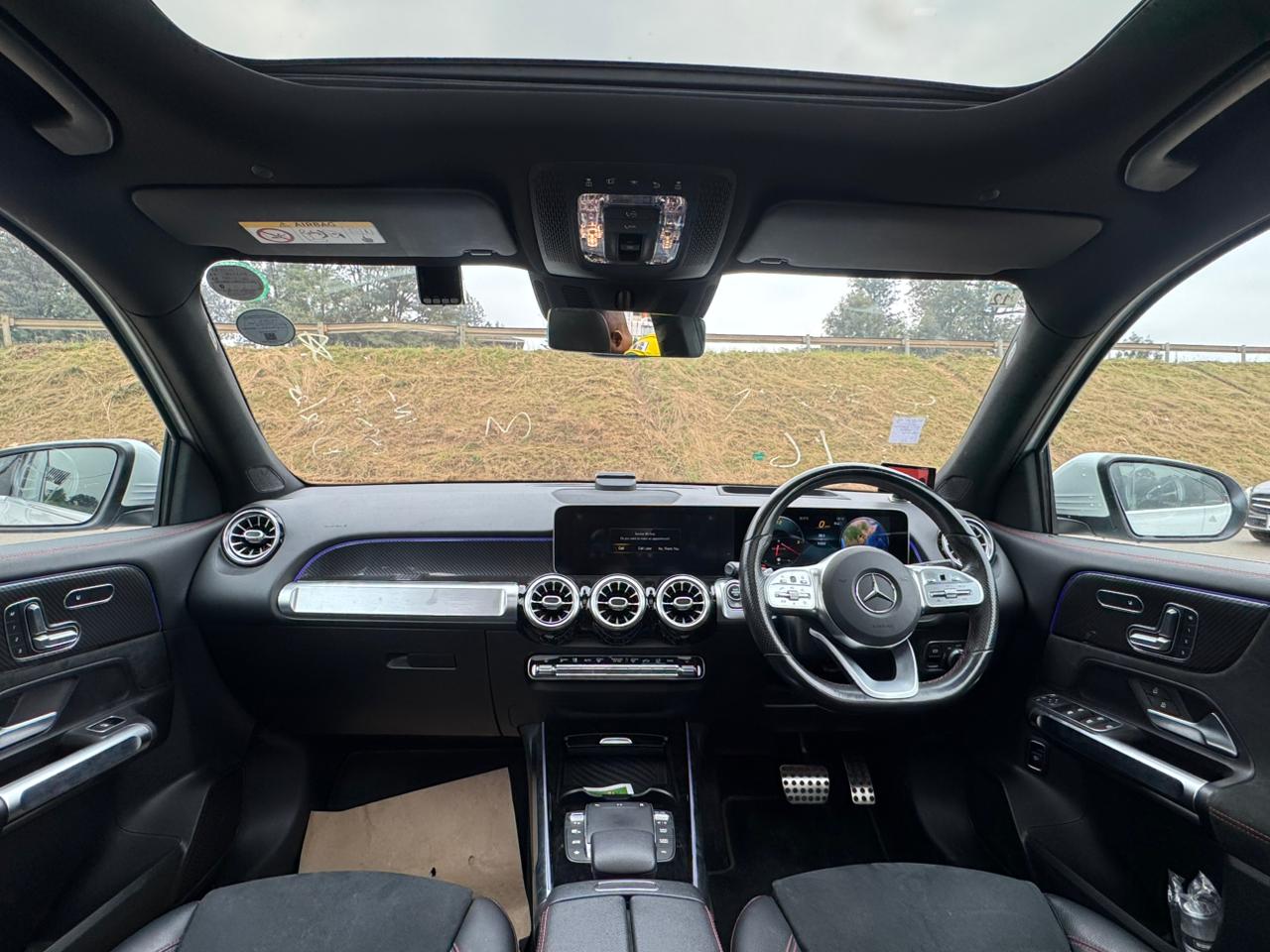 2020- Mercedes Bens GLB 200d – White