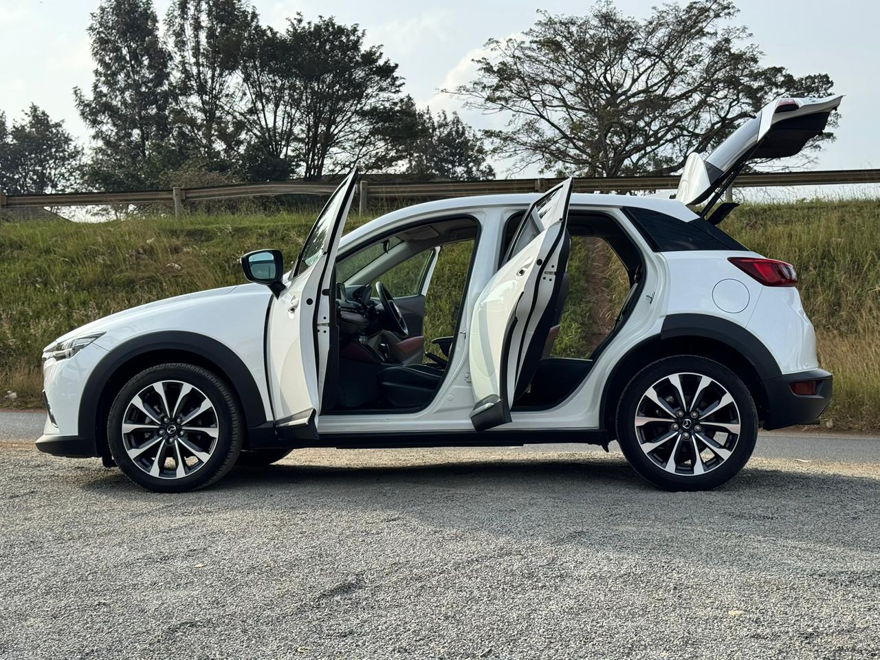 2018 – Mazda CX3 – White