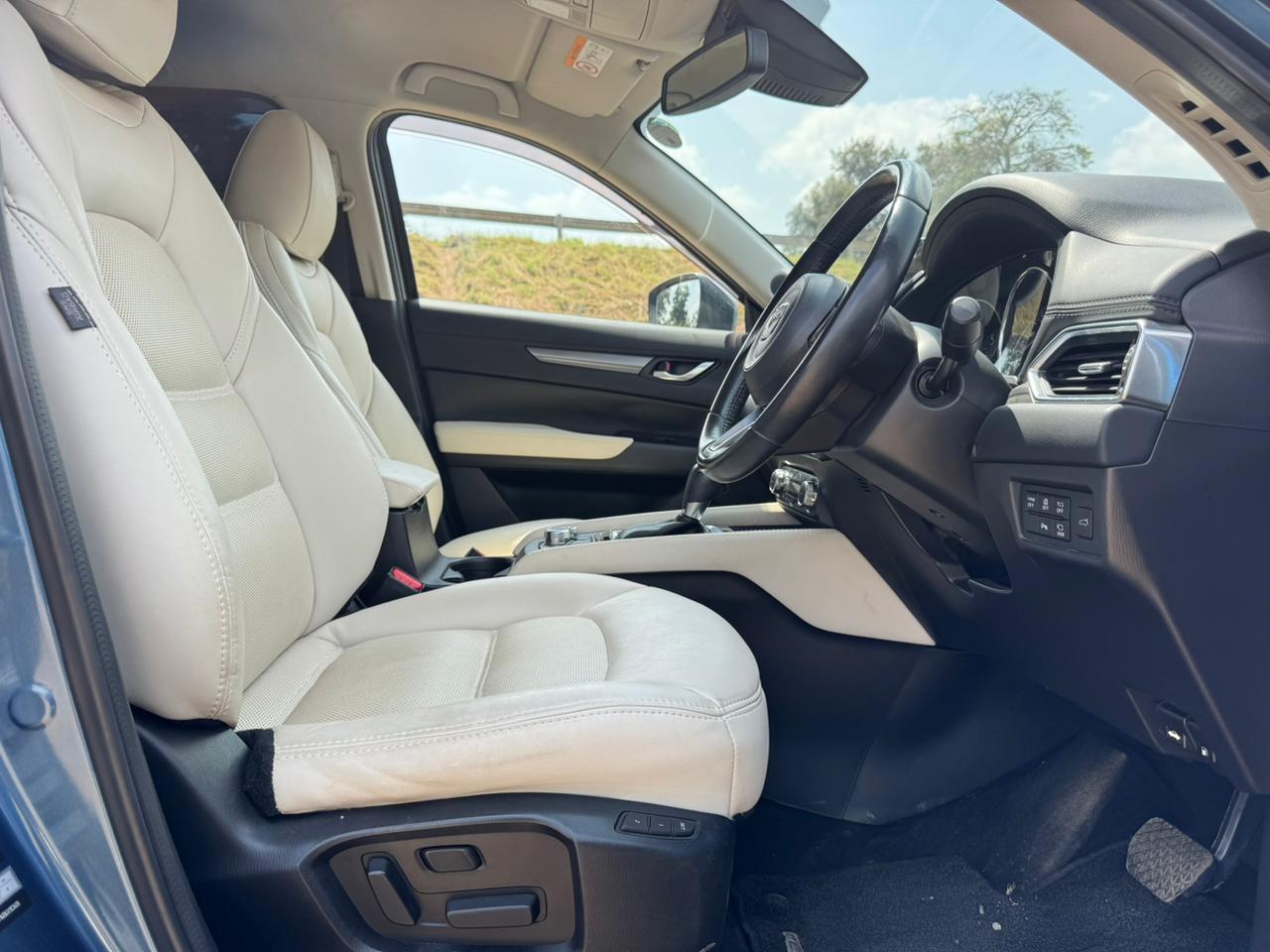 2018- Mazda cx5 (Skyactiv-D-AWD)- Blue