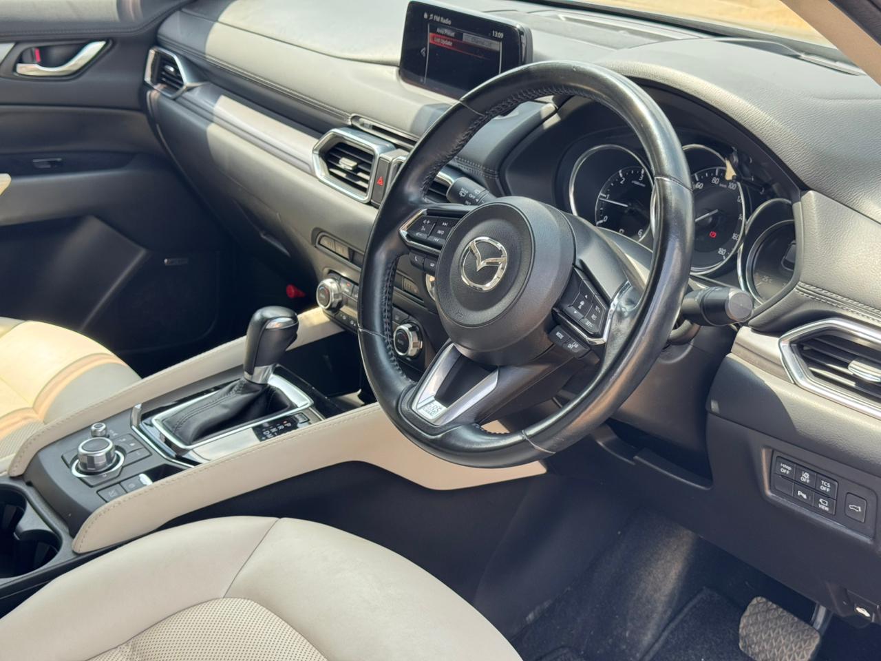 2018- Mazda cx5 (Skyactiv-D-AWD)- Blue