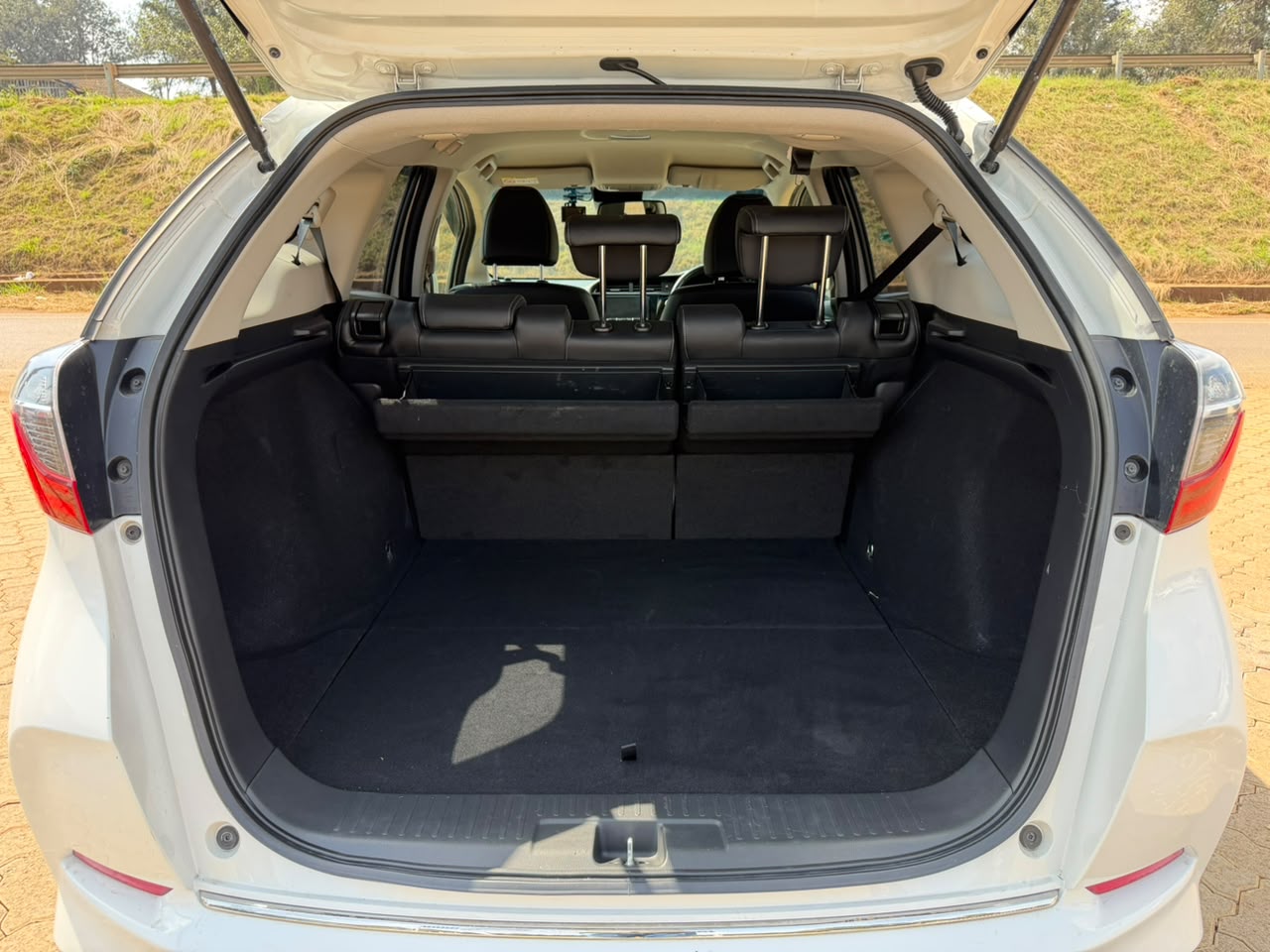 2019- Honda Fit Shuttle (Hybrid) – White