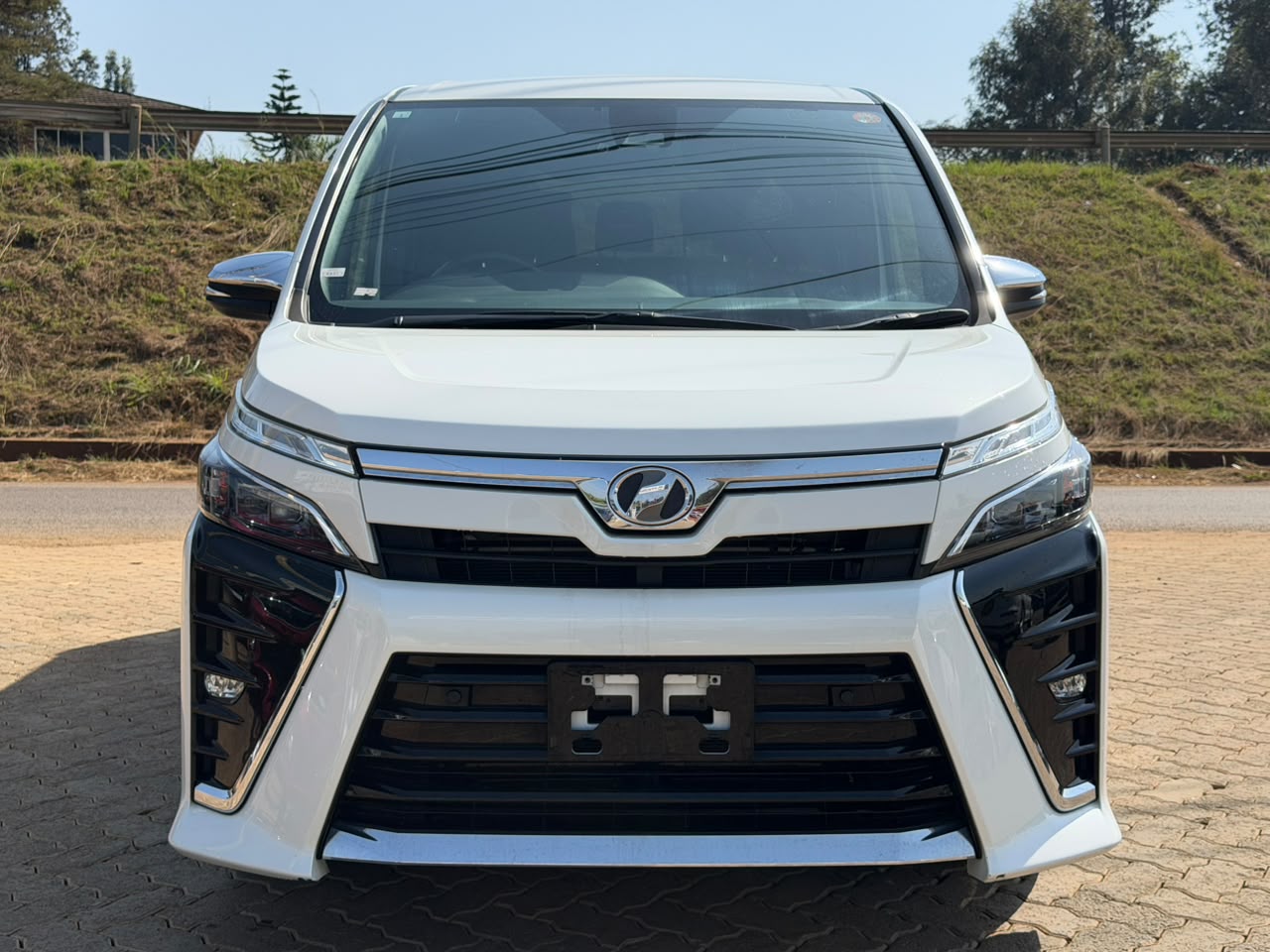 2019- Toyota Voxy – White