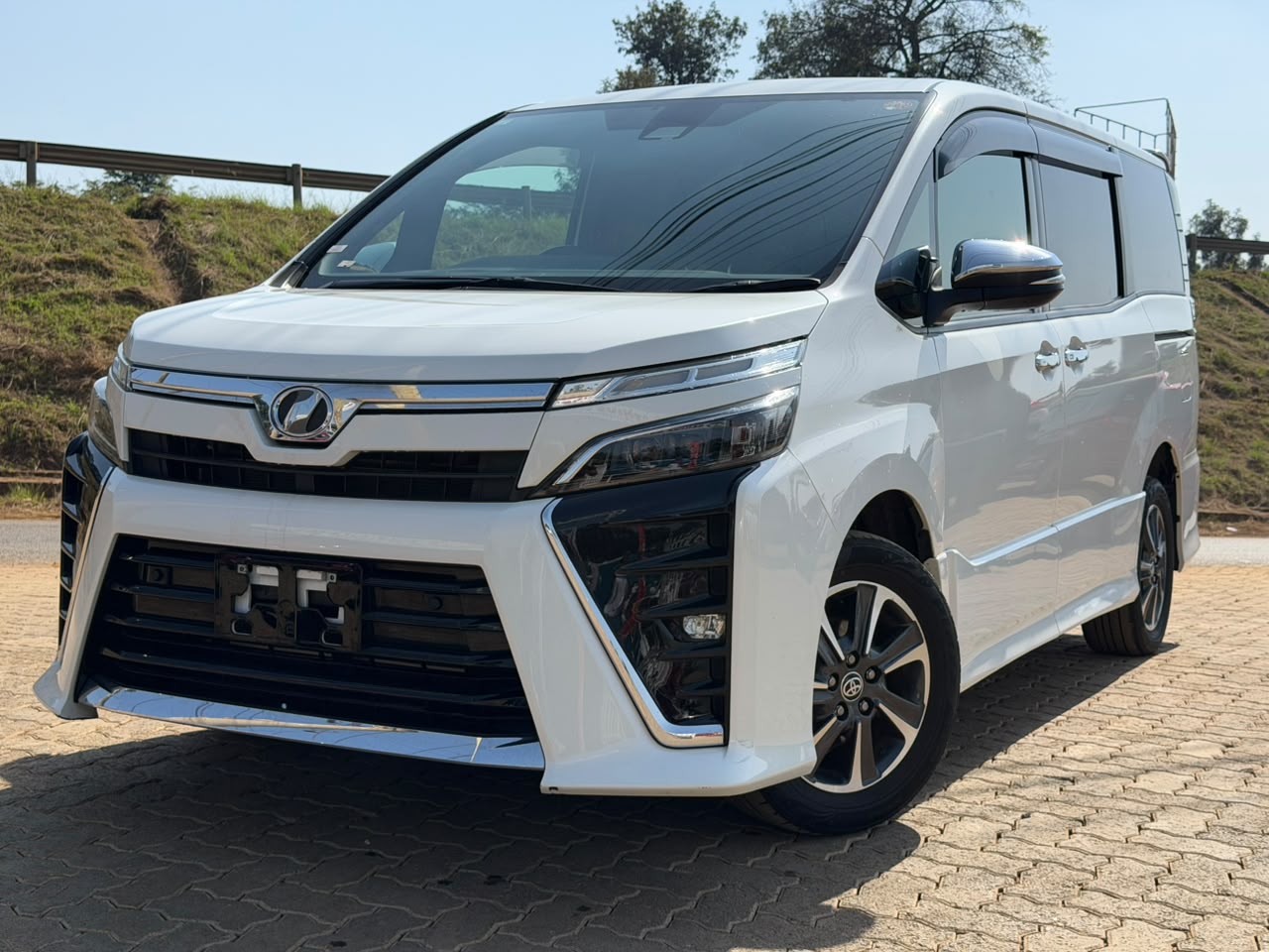 2019- Toyota Voxy – White