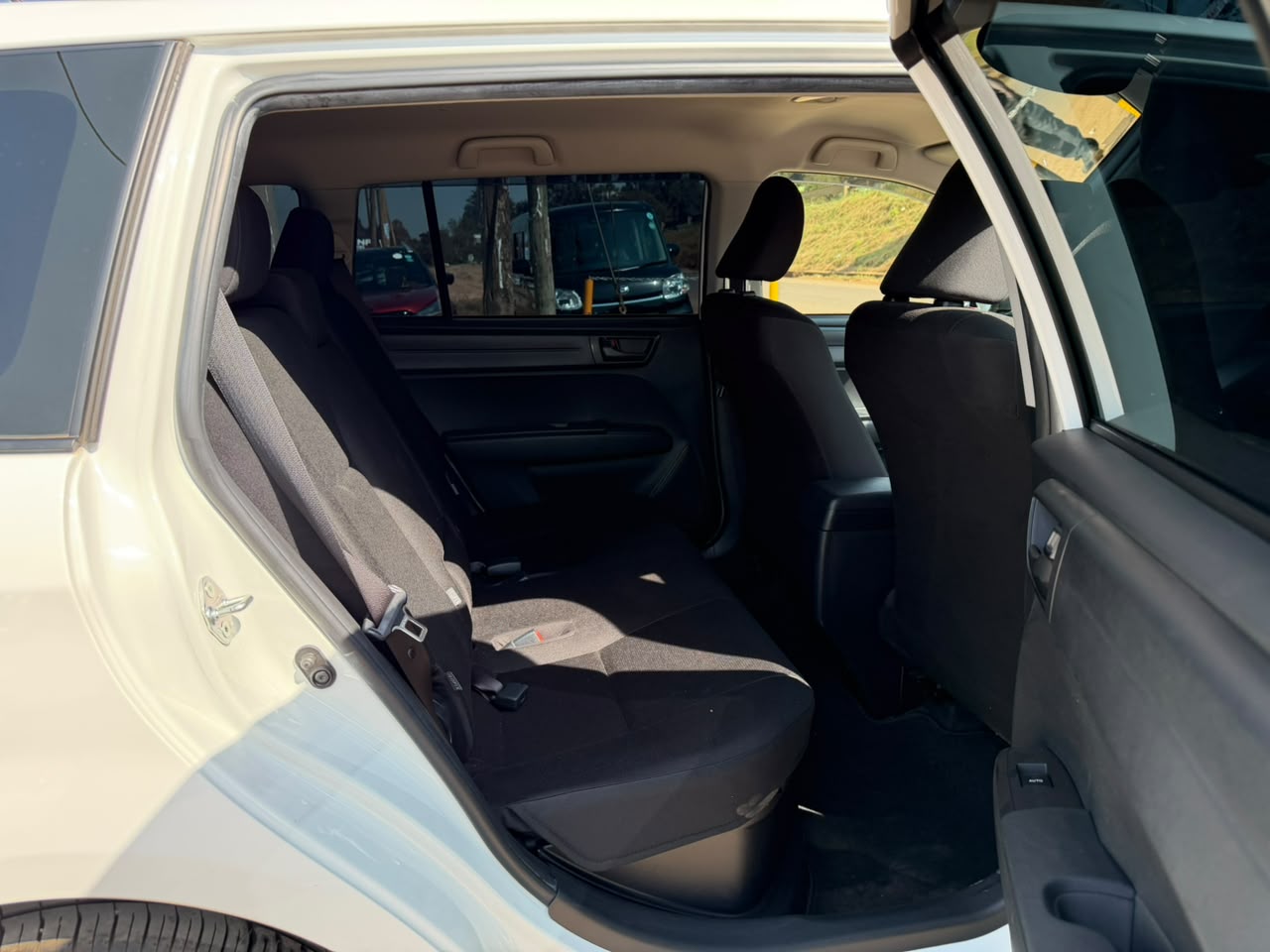 2019 – Toyota Firlder (Hybrid) – White