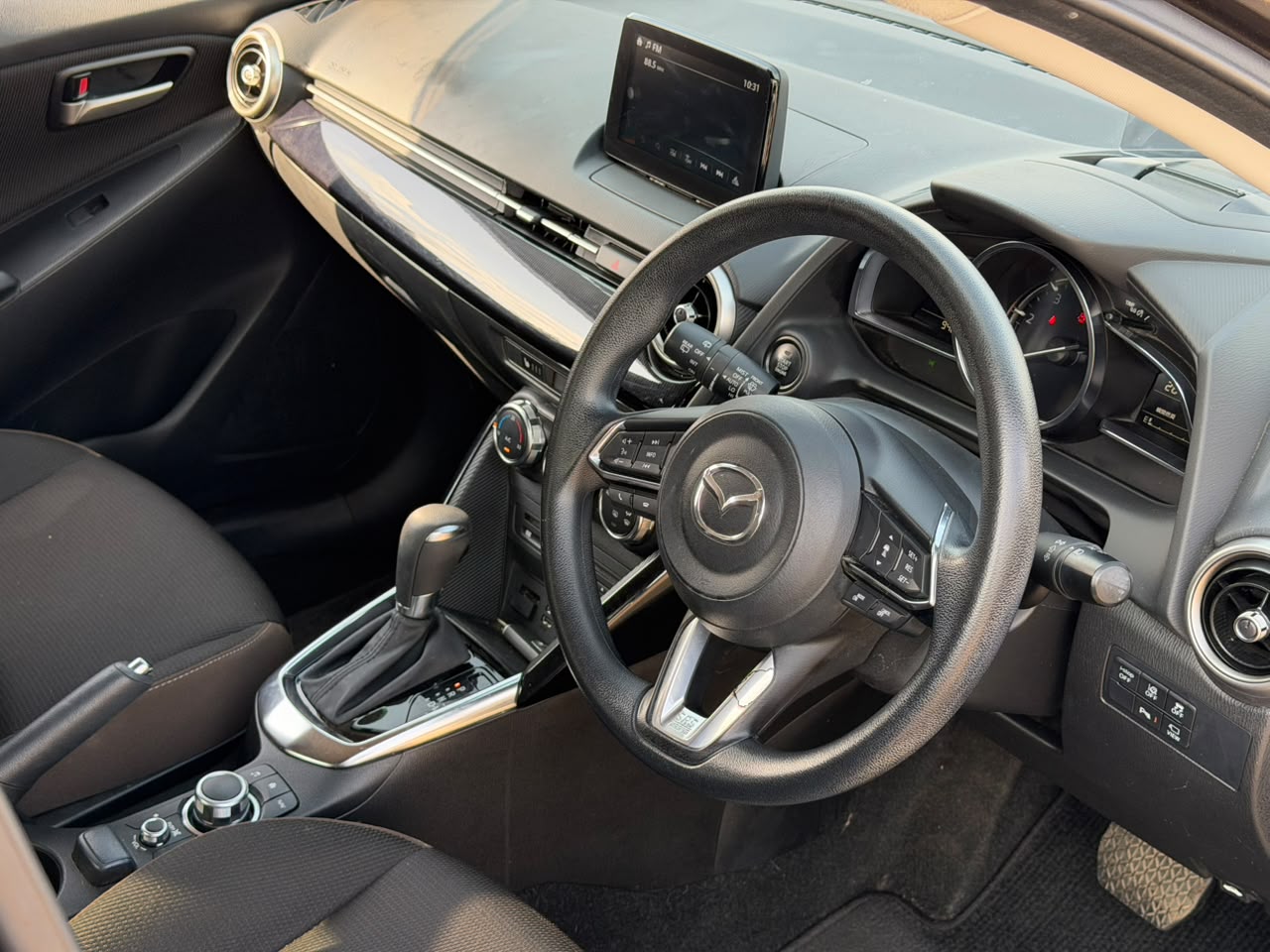 2020-Mazda Demio (SkyactivD) – Bronze