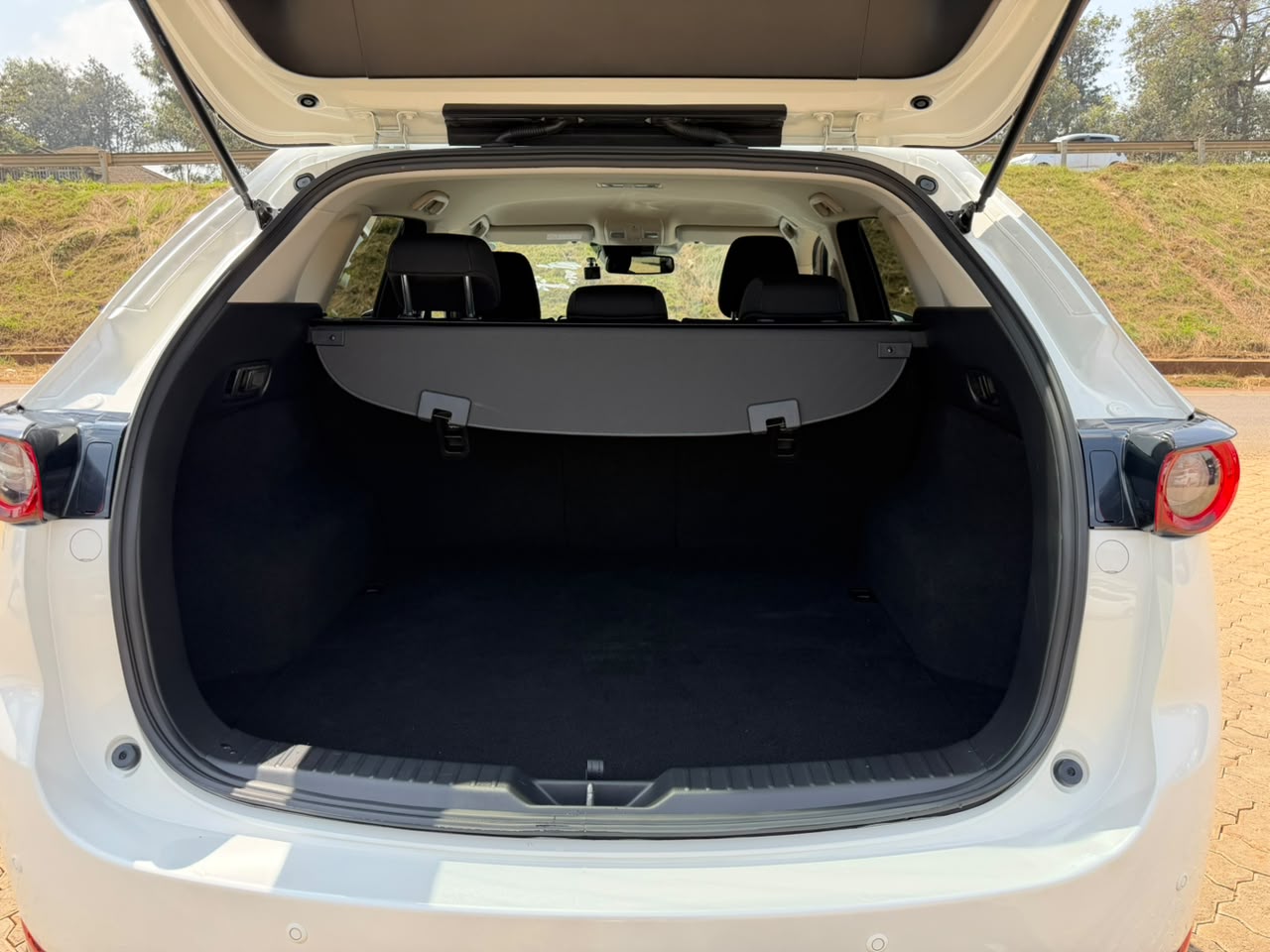 2021-Mazda CX-5 (SkyactivG) – White