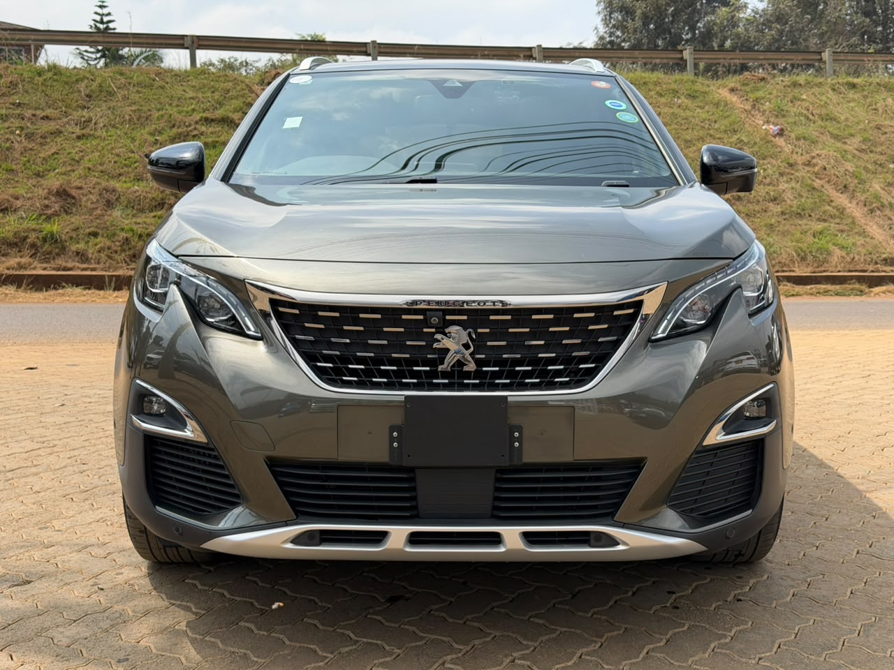 2020-Peugeot 3008 GTLINE -Green