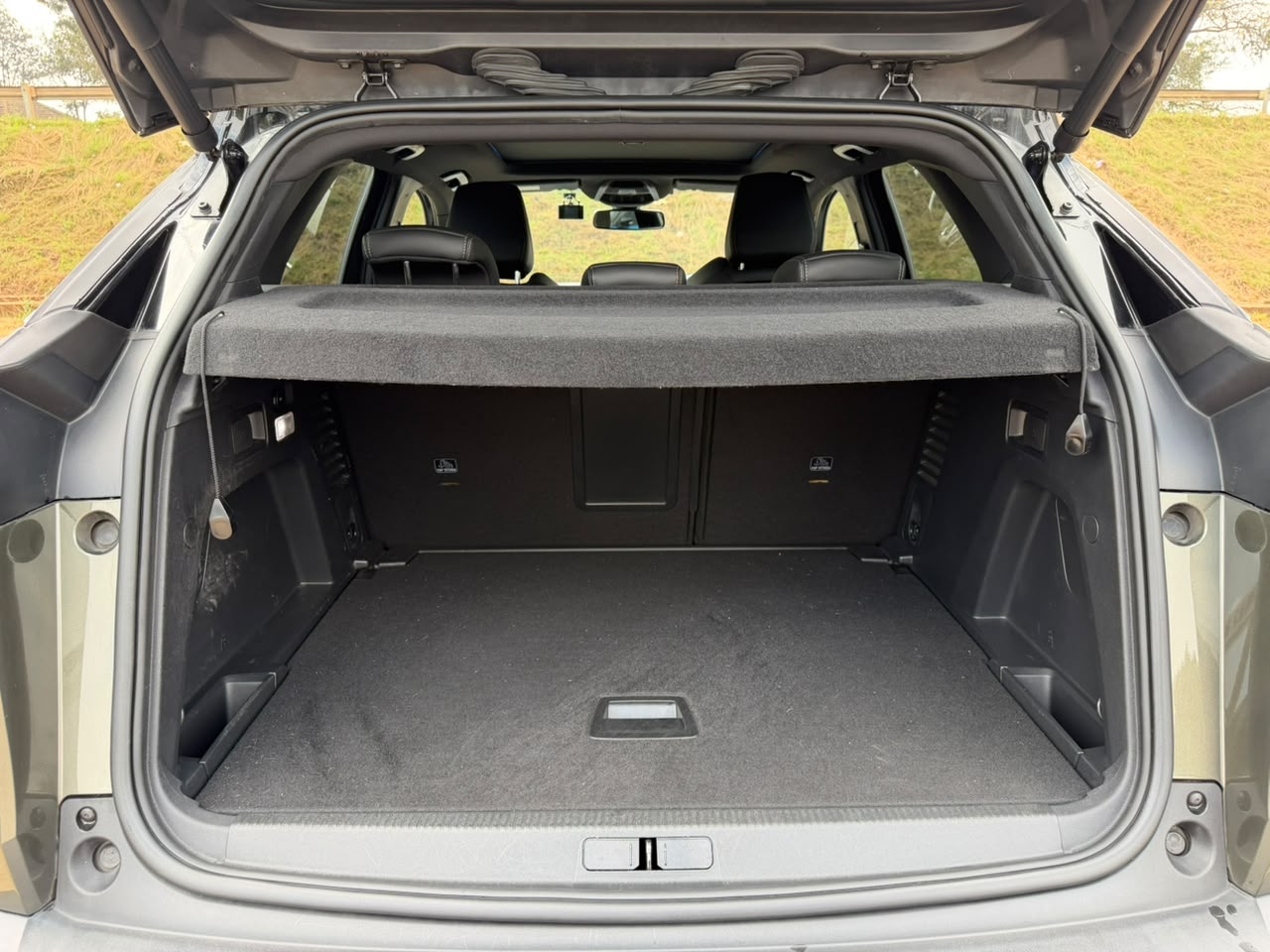 2020-Peugeot 3008 GTLINE -Green