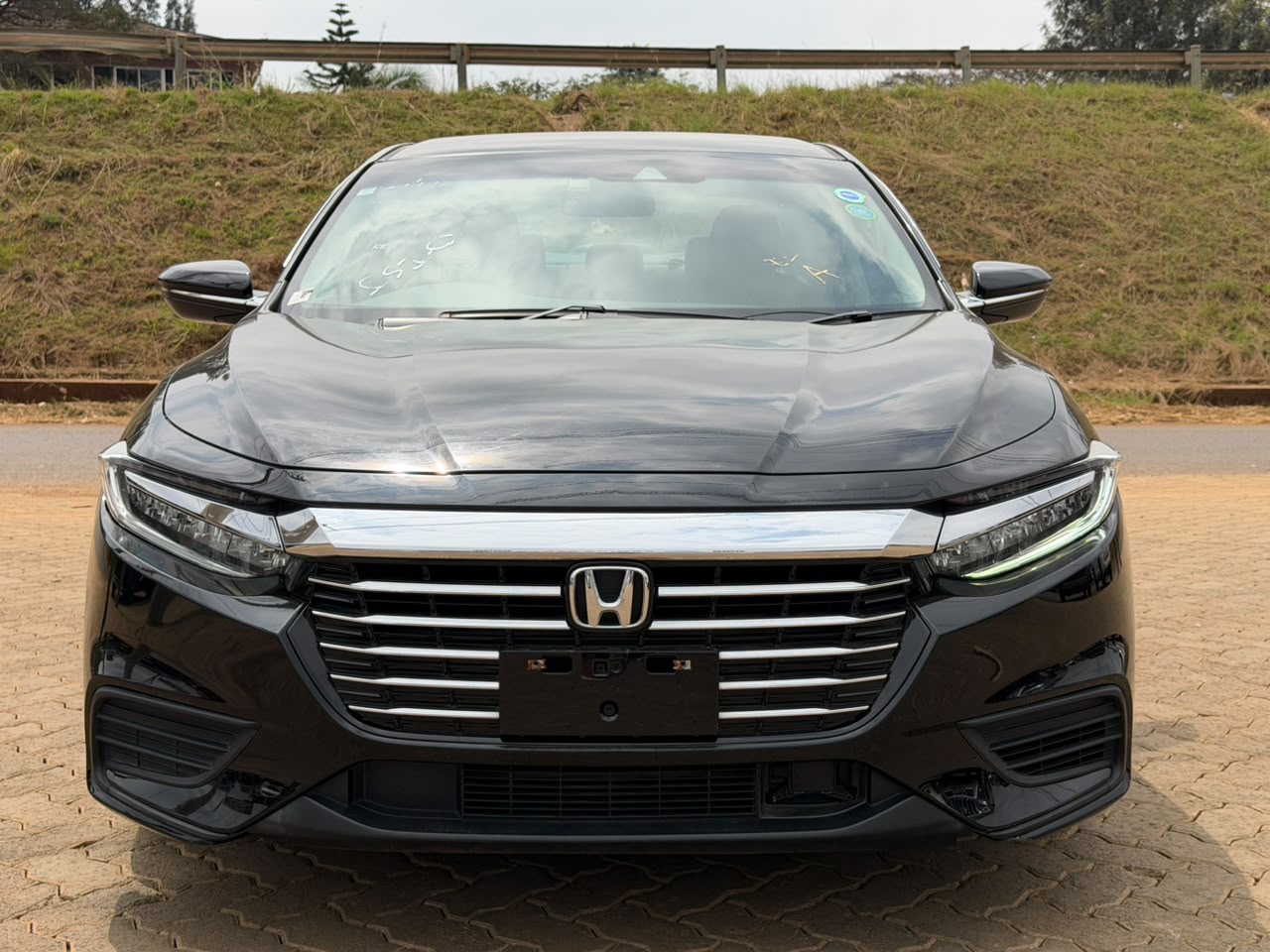 2019- Honda Insight (Hybrid) -Black