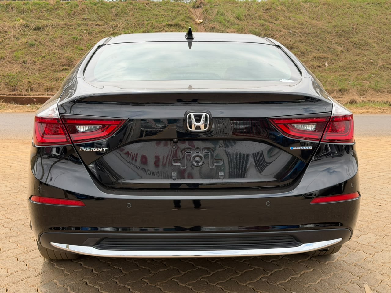 2019- Honda Insight (Hybrid) -Black