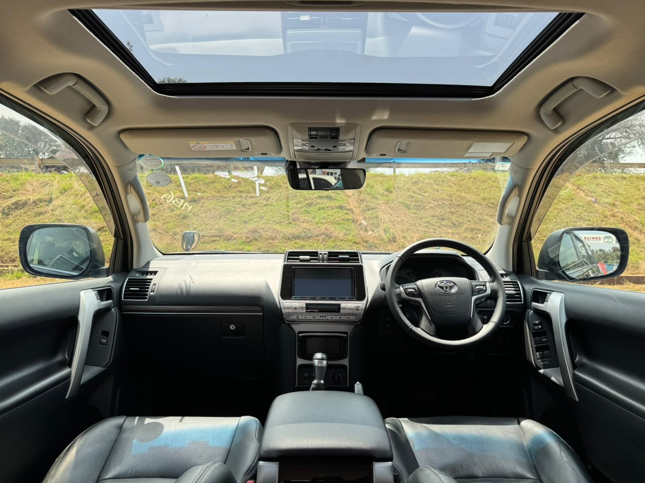 2020- Toyota Landcruiser Prado TX – Black