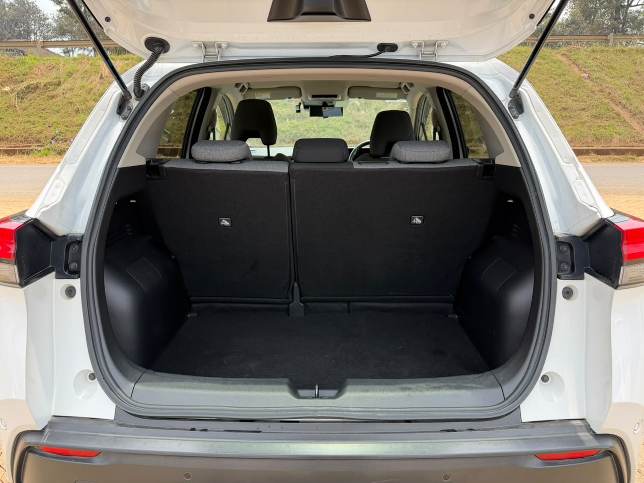 2021-Nissan Note e-power -White