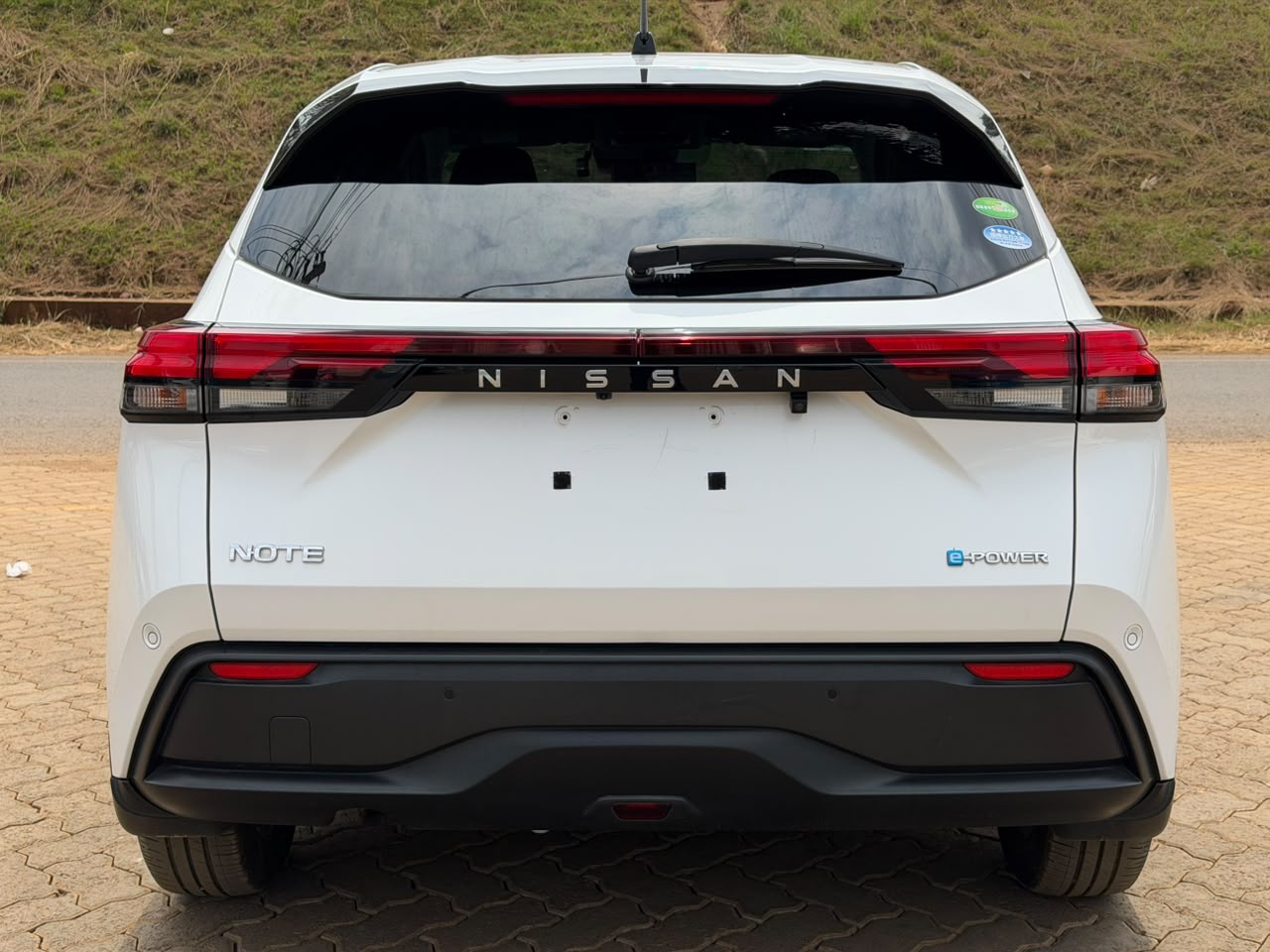 2021-Nissan Note e-power -White