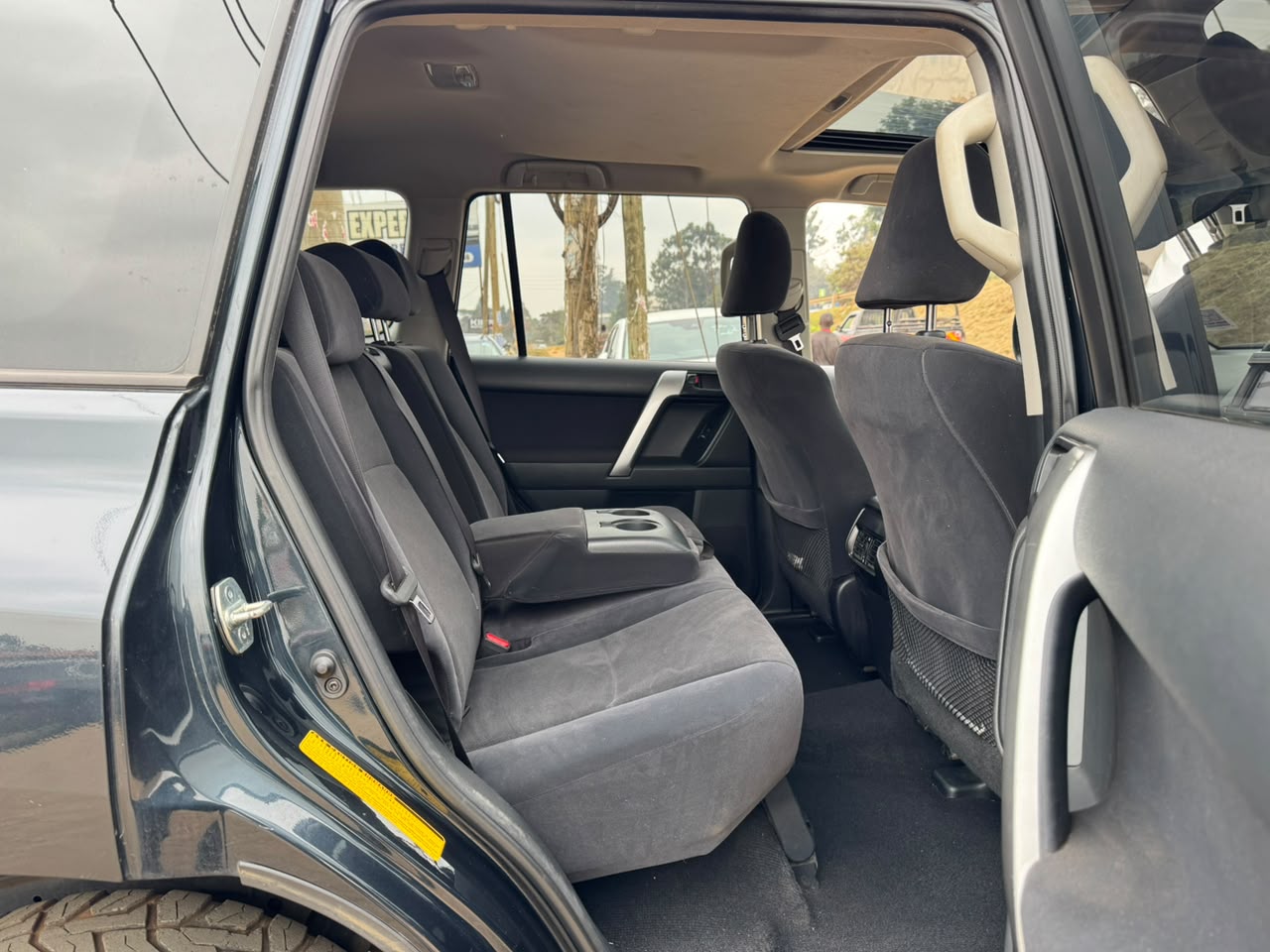 2017-Toyota LandCruiser Prado -Black