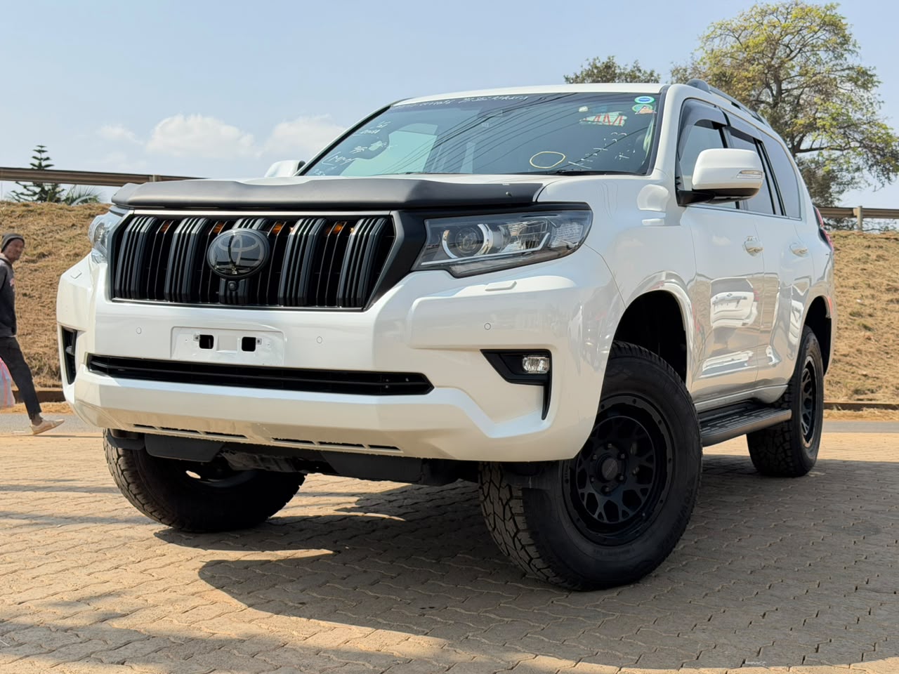 2019-Toyota Landcruiser Prado TX -White