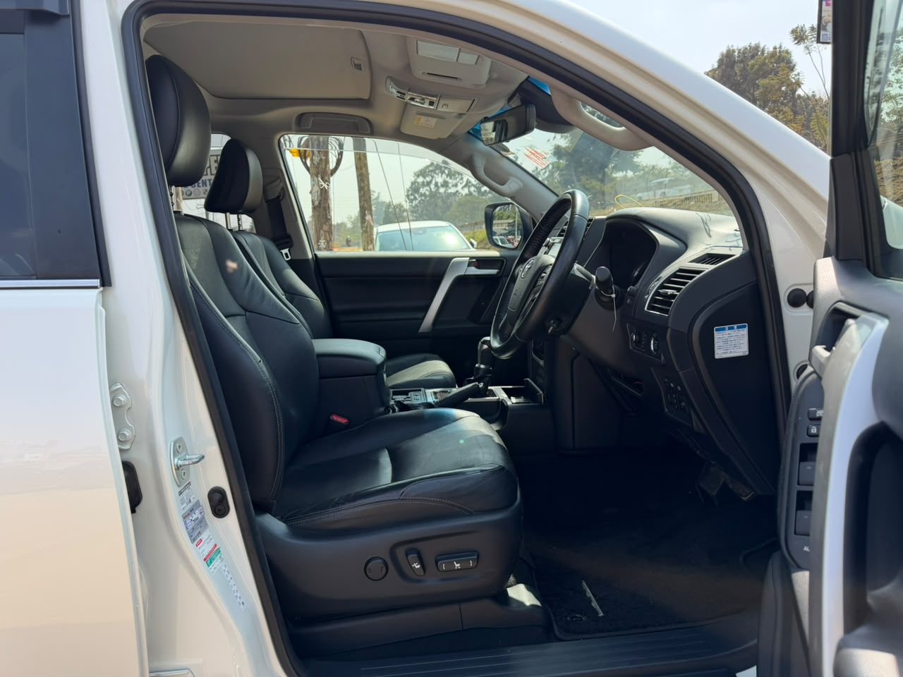 2019-Toyota Landcruiser Prado TX -White