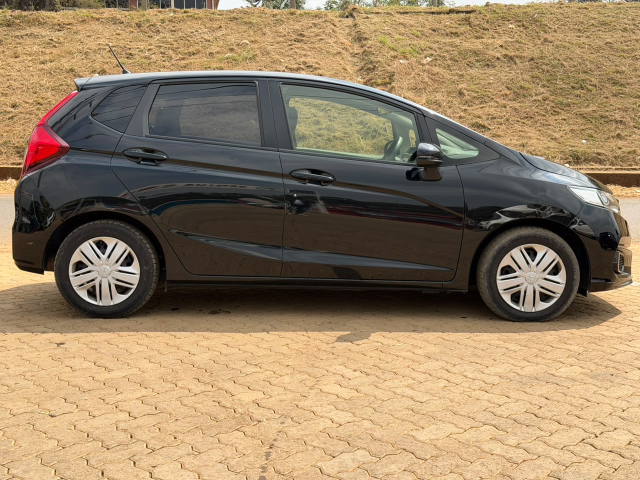 2019- Honda Fit- Black