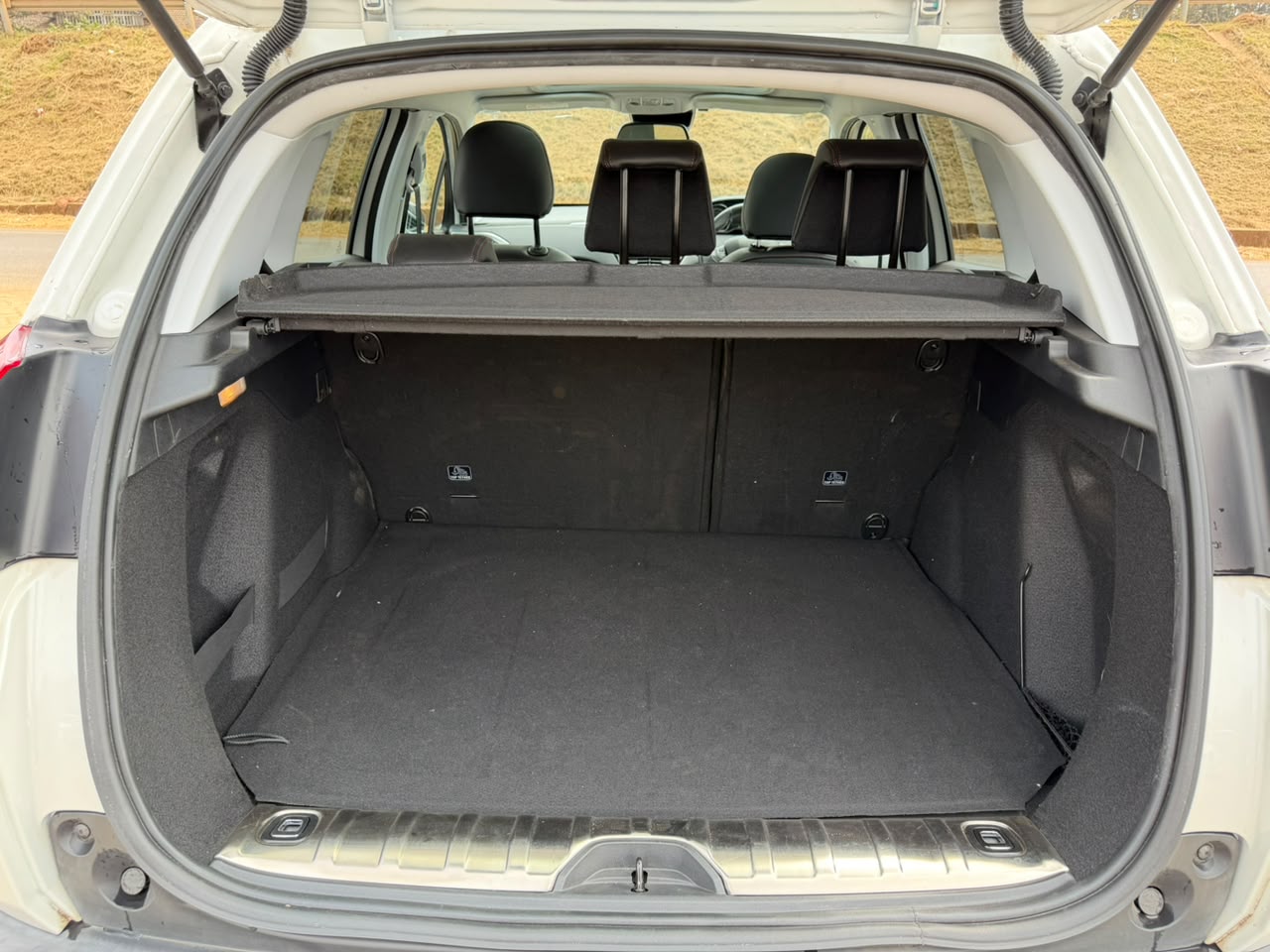 2019-Peugeot 2008 GTLINE – White