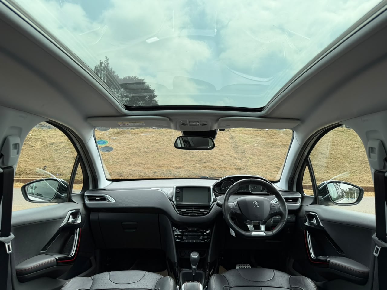 2019-Peugeot 2008 GTLINE – White