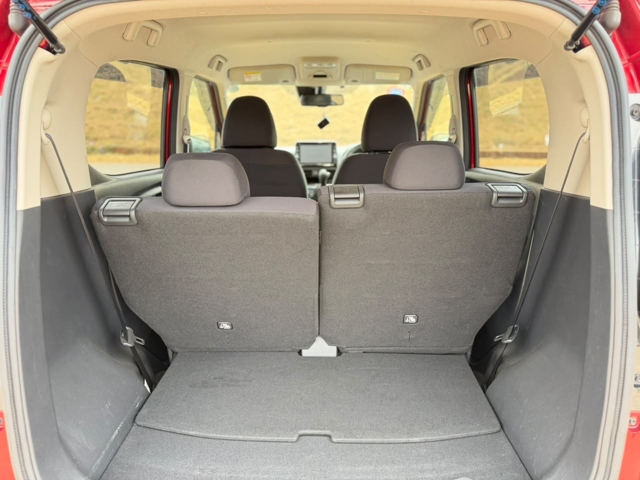 2019-Nissan Dayz Highway Star (S-Hybrid)- Red
