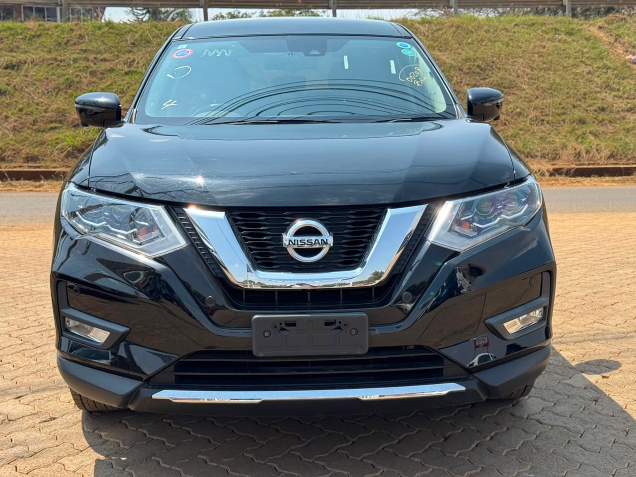 2019-Nissan X-Trail -Black