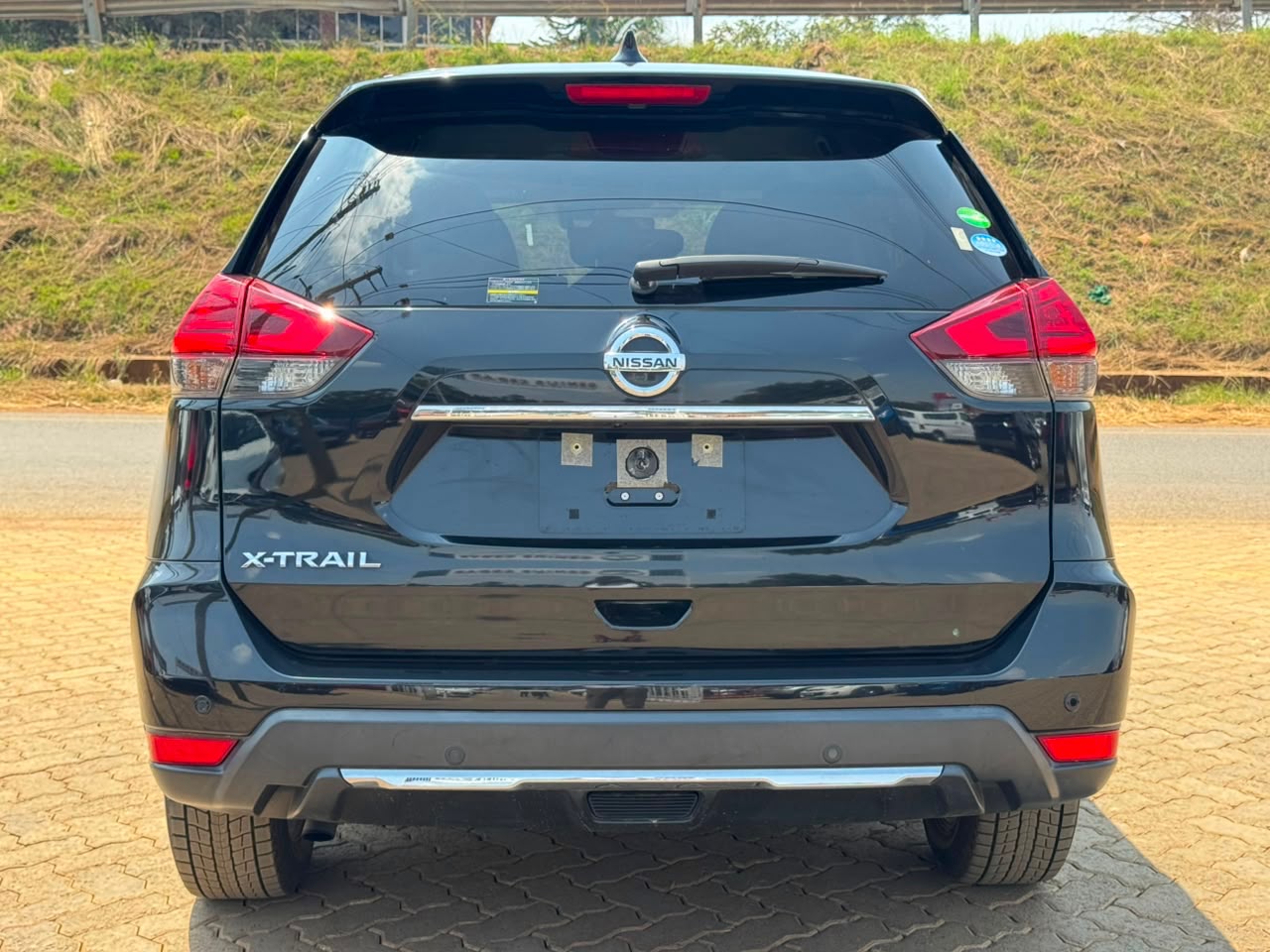 2019-Nissan X-Trail -Black