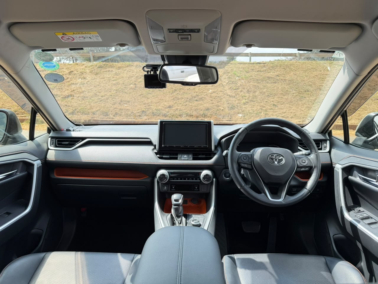 2019- Toyota RAV4 Adventure -Green
