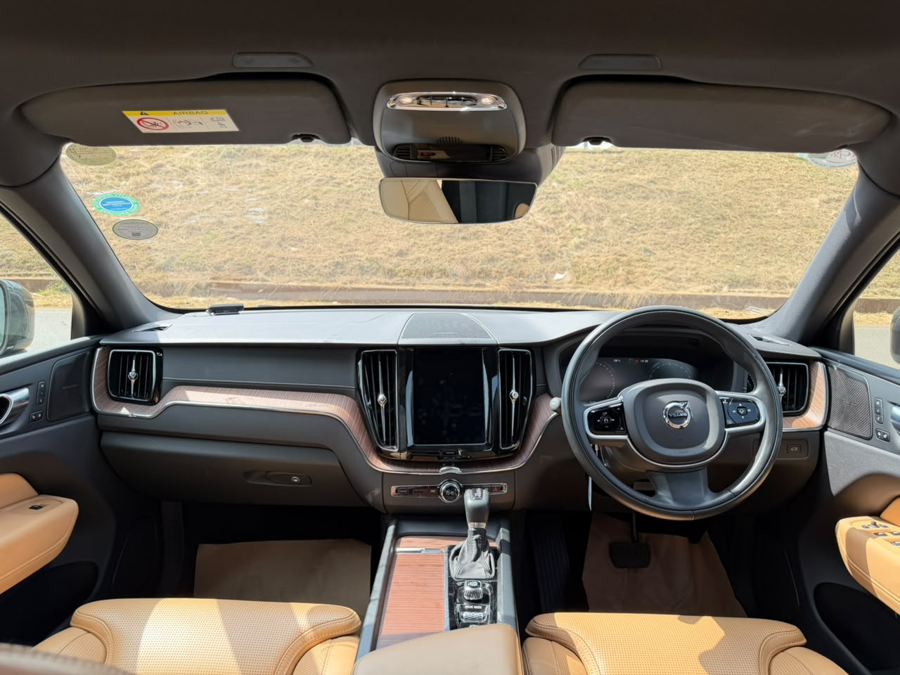 2020-Volvo XC60 T5 Inspection- Black