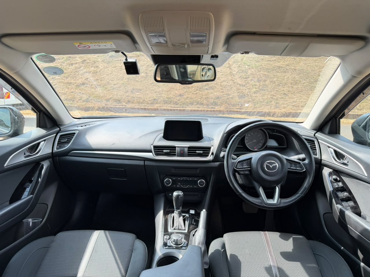 2019-Mazda Axela SkyActiv- Black